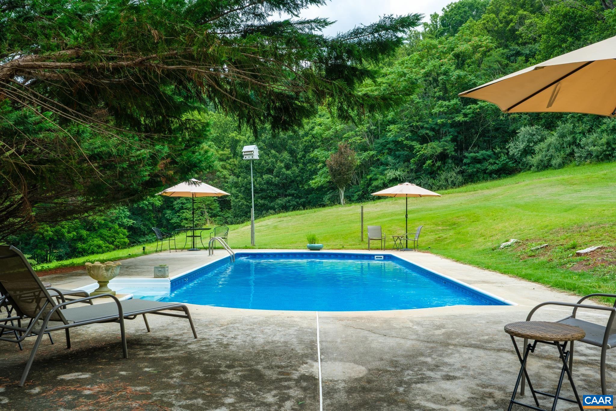 1165 FORTUNES COVE LN