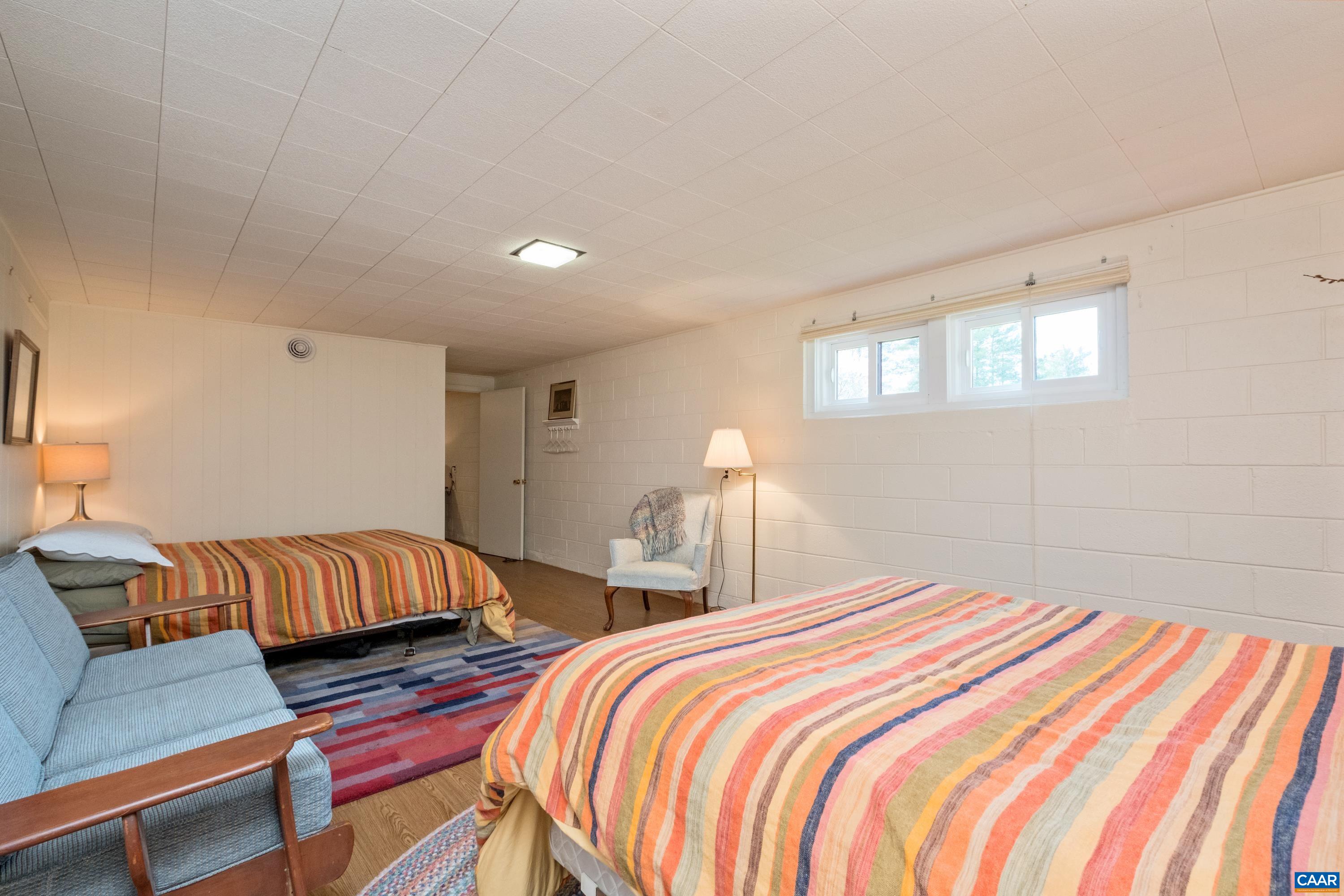 1165 FORTUNES COVE LN