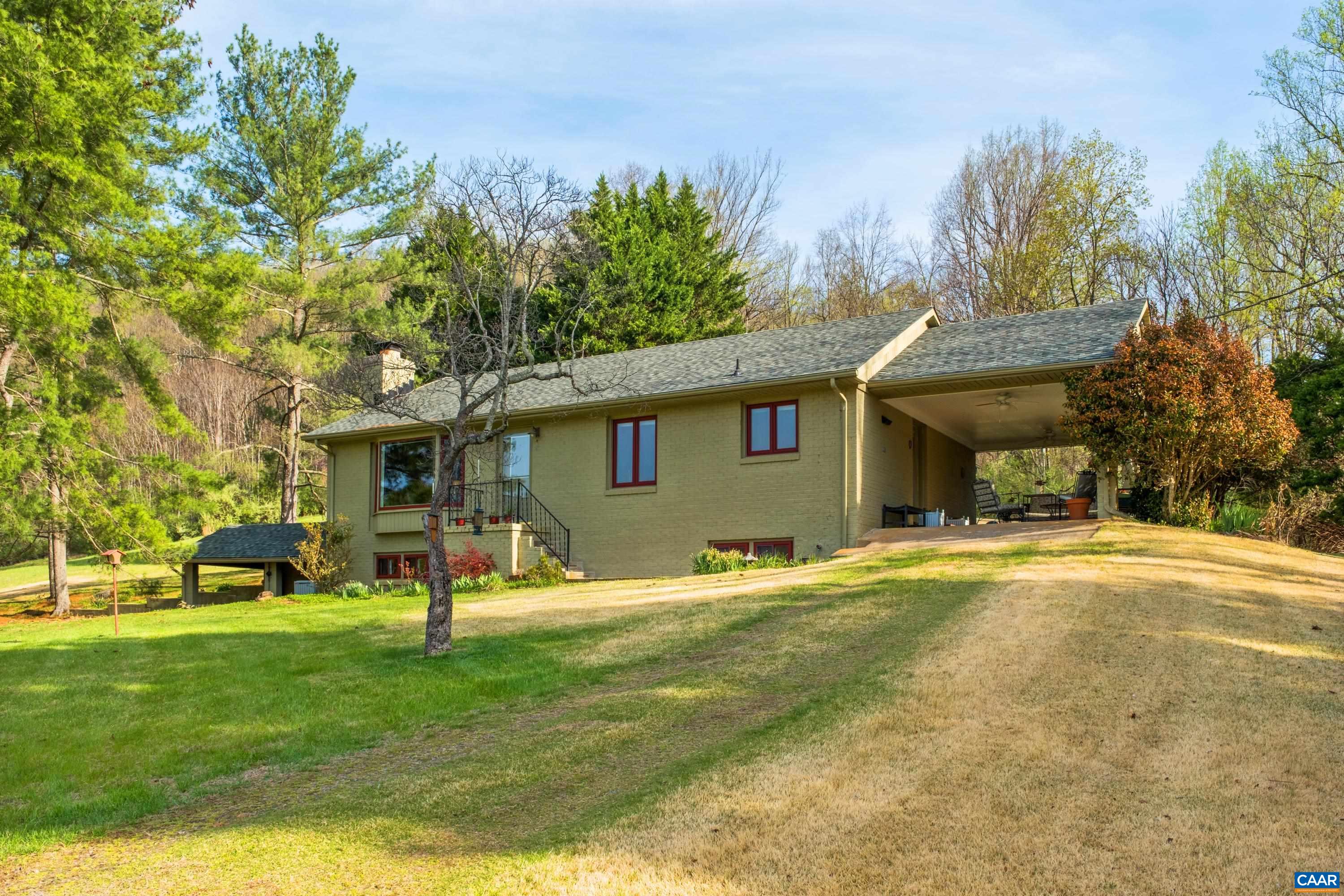 1165 FORTUNES COVE LN