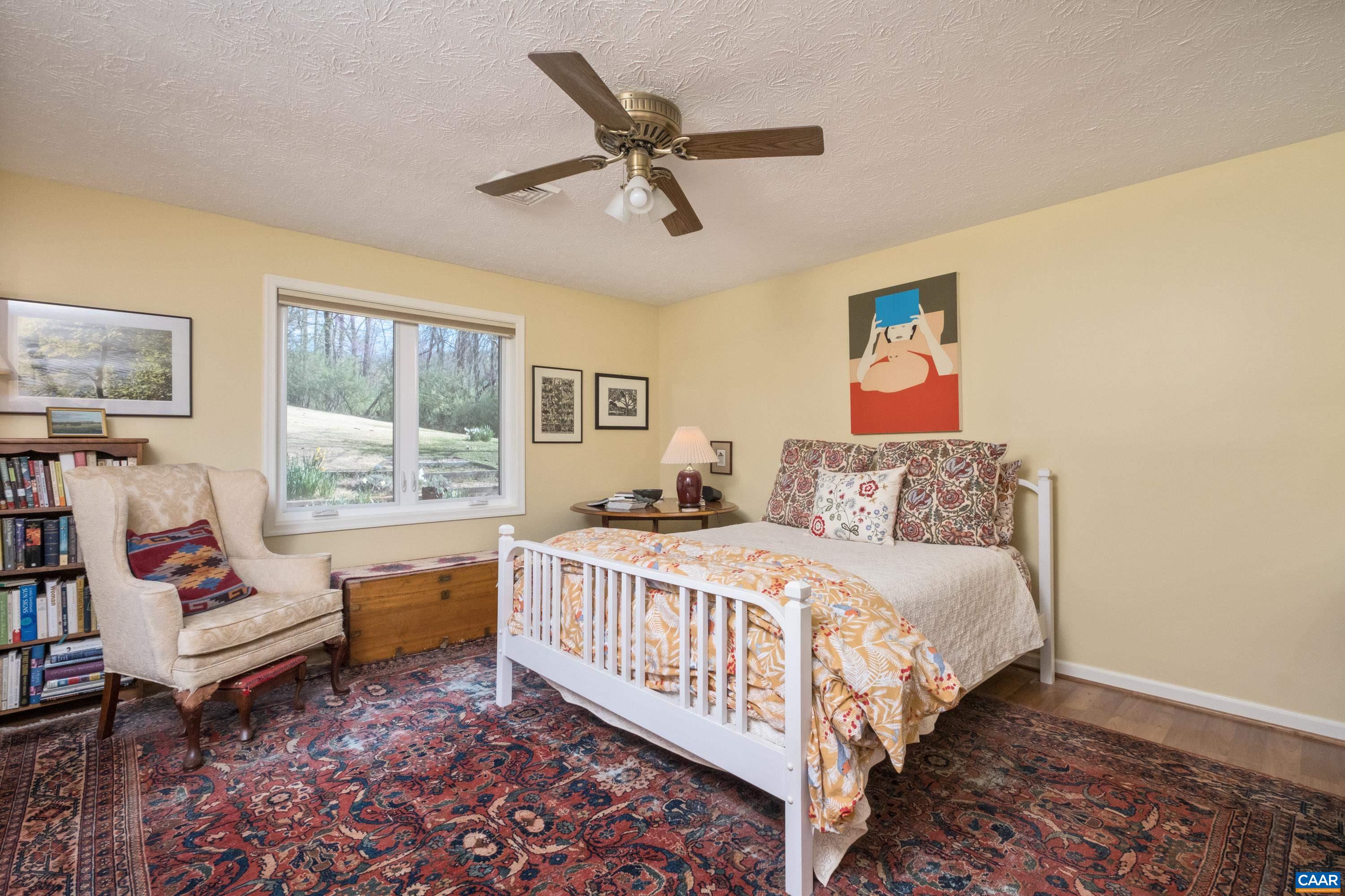 1165 FORTUNES COVE LN