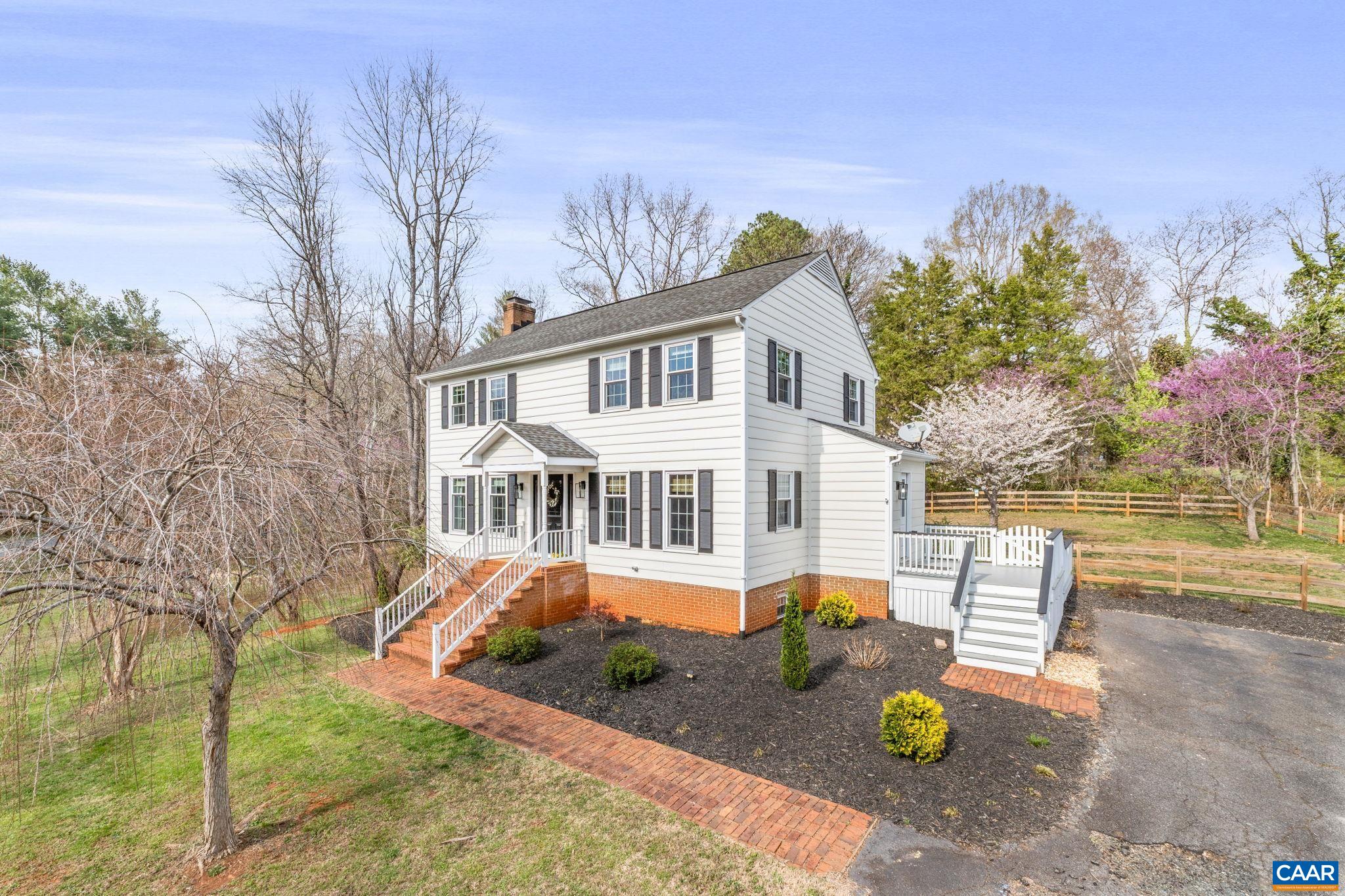 2720 LEEDS LN