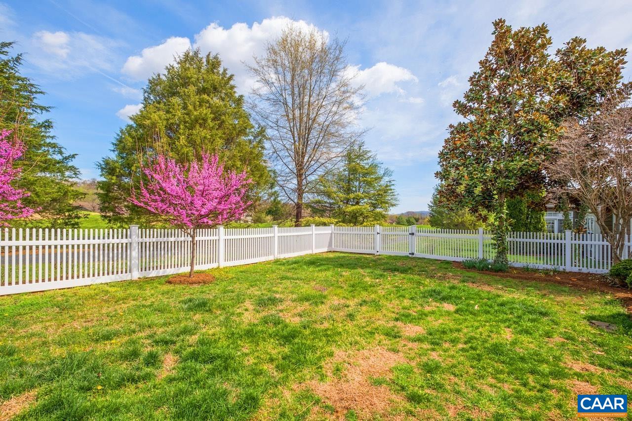 325 STONE ORCHARD DR