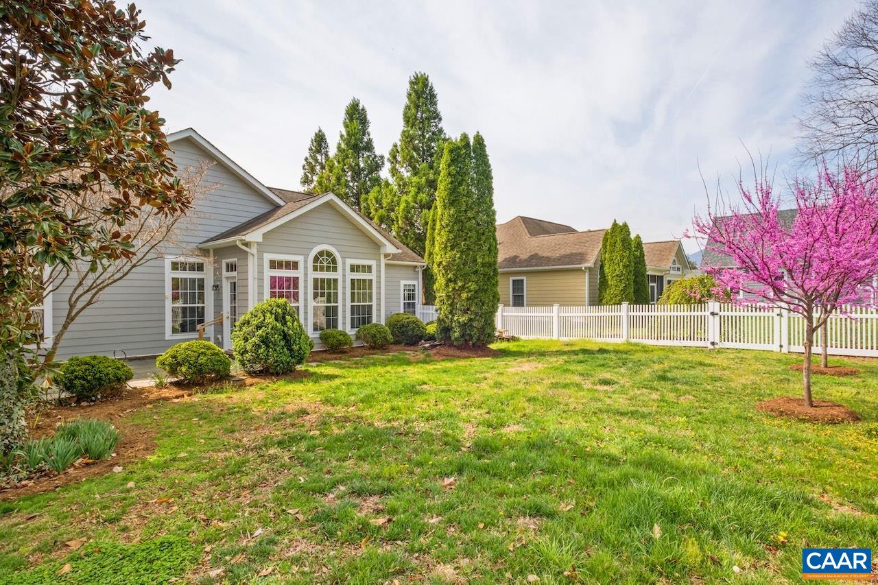 325 STONE ORCHARD DR