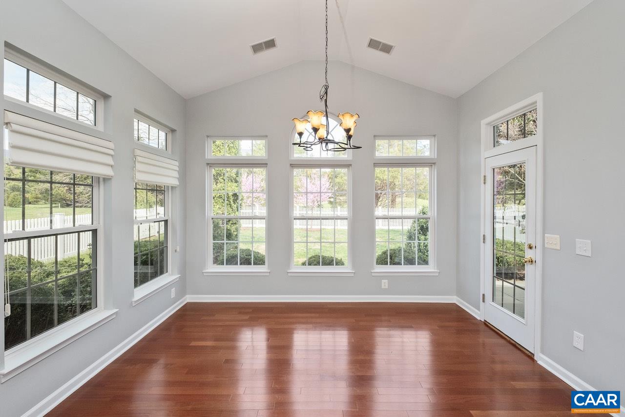 325 STONE ORCHARD DR