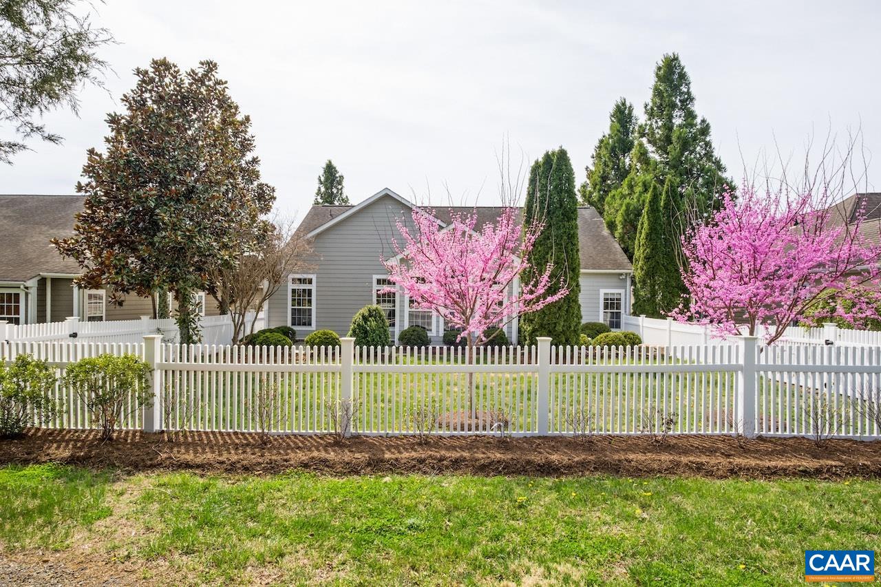 325 STONE ORCHARD DR