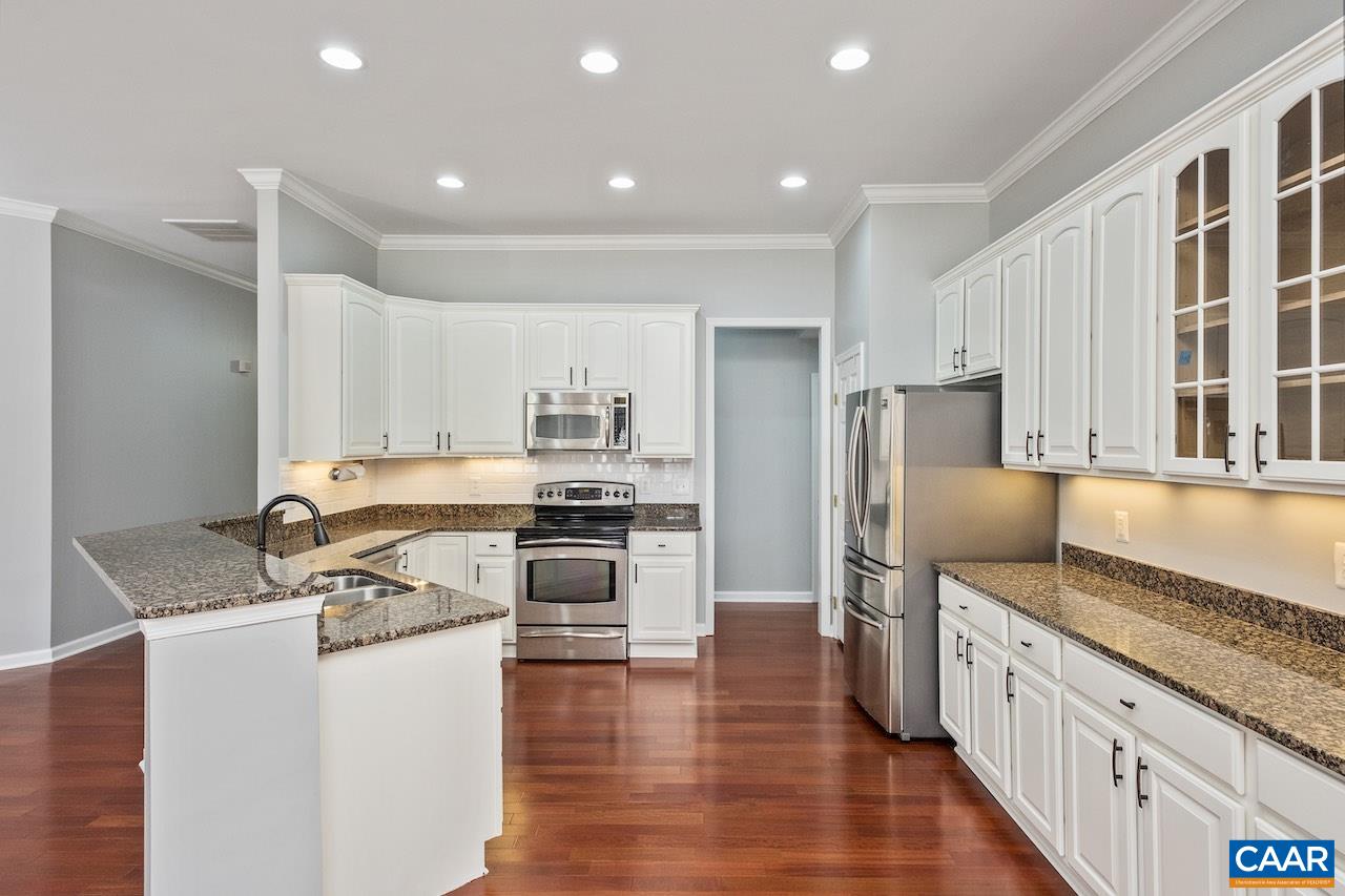 325 STONE ORCHARD DR