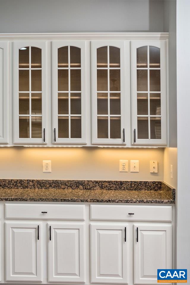 325 STONE ORCHARD DR