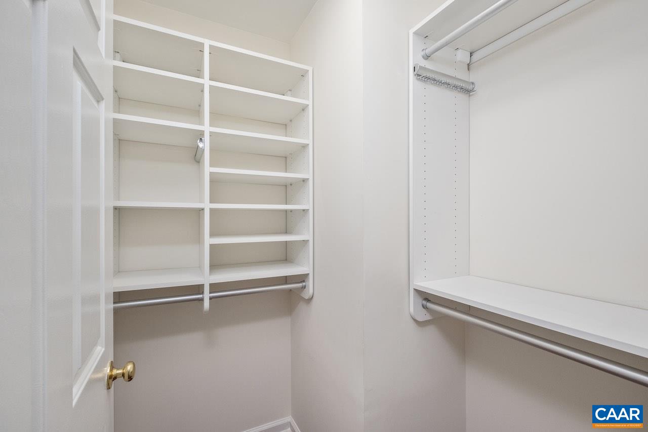 325 STONE ORCHARD DR