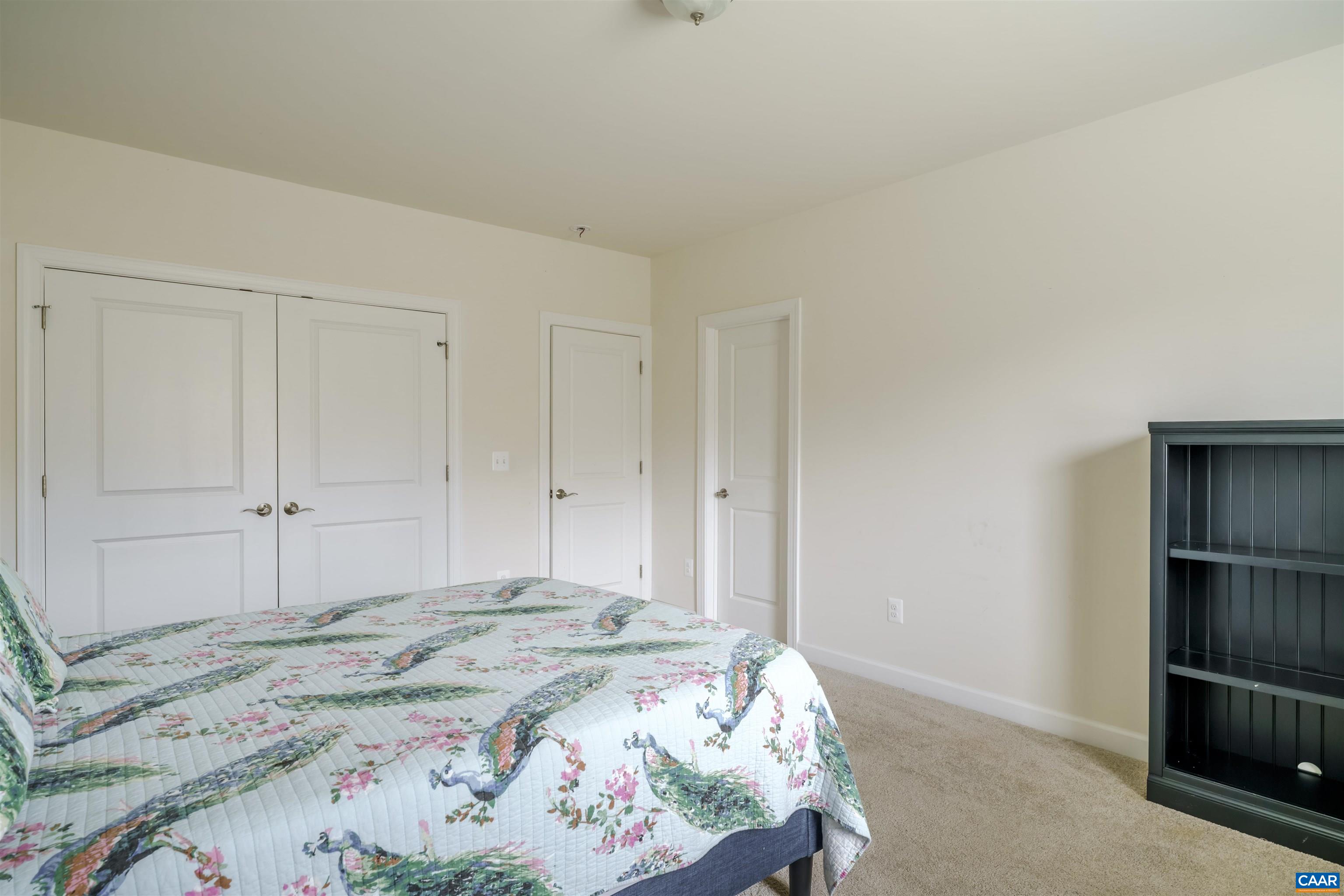 336 BISHOPGATE LN