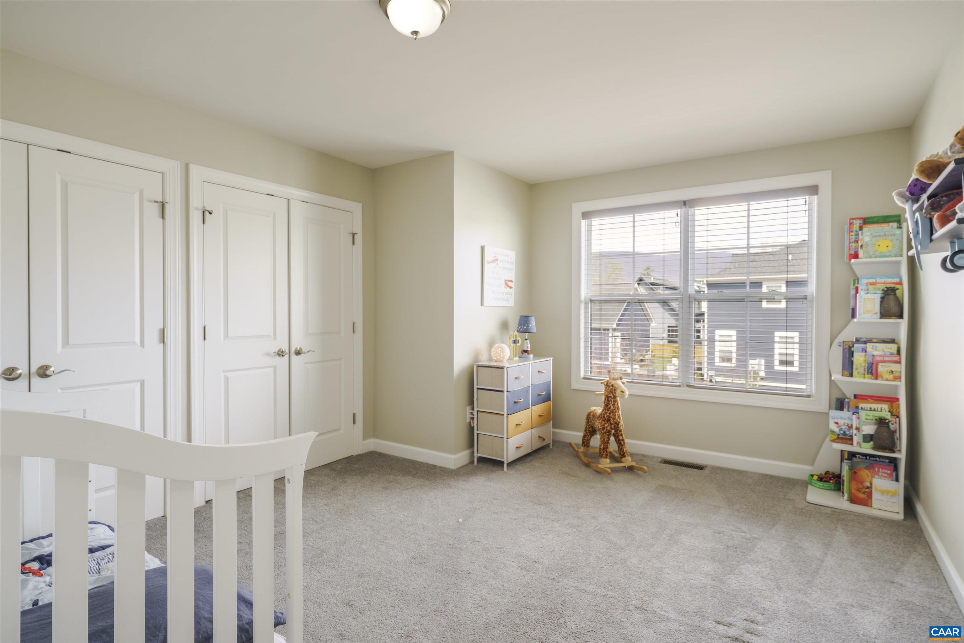336 BISHOPGATE LN