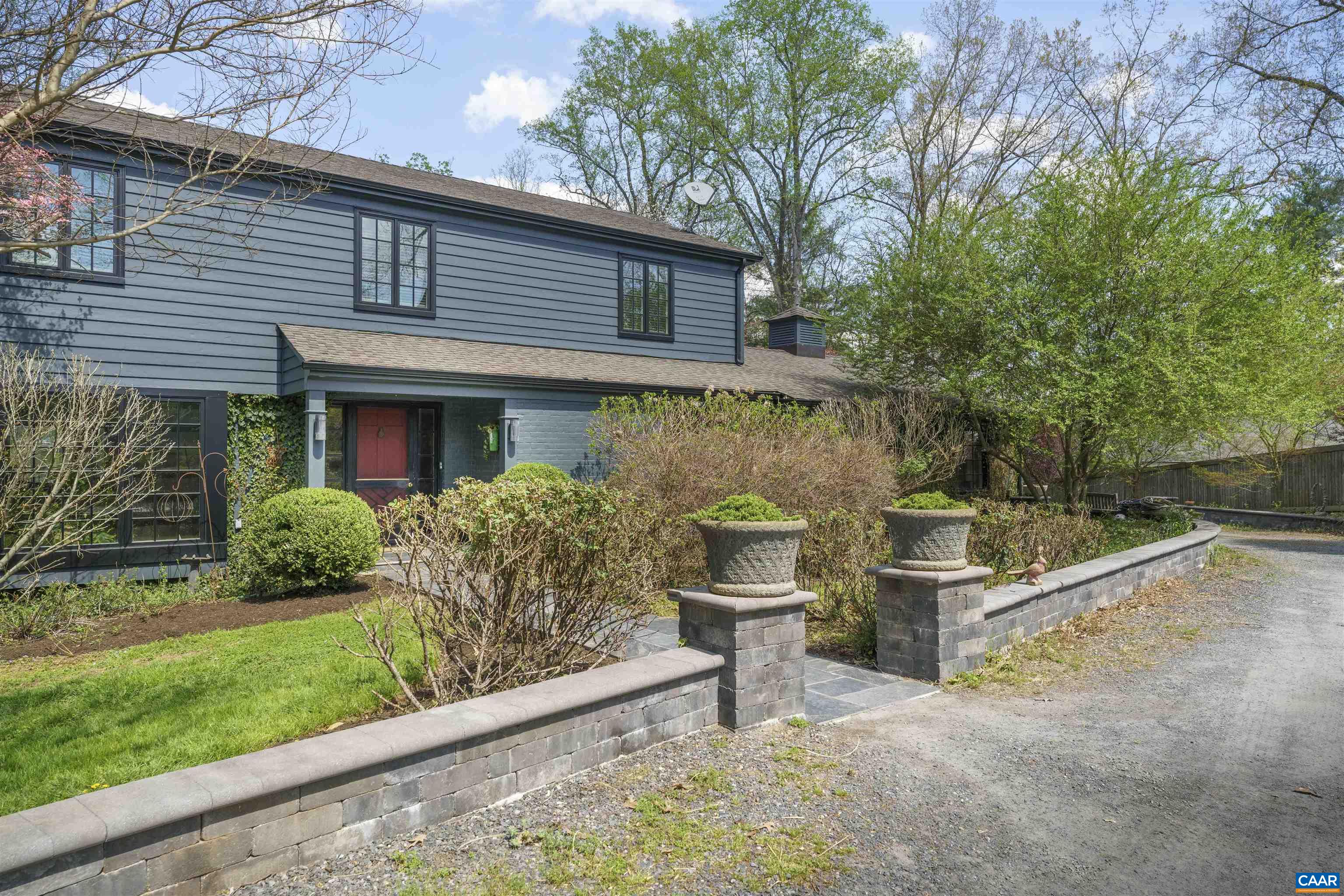 2220 CORNWALL RD