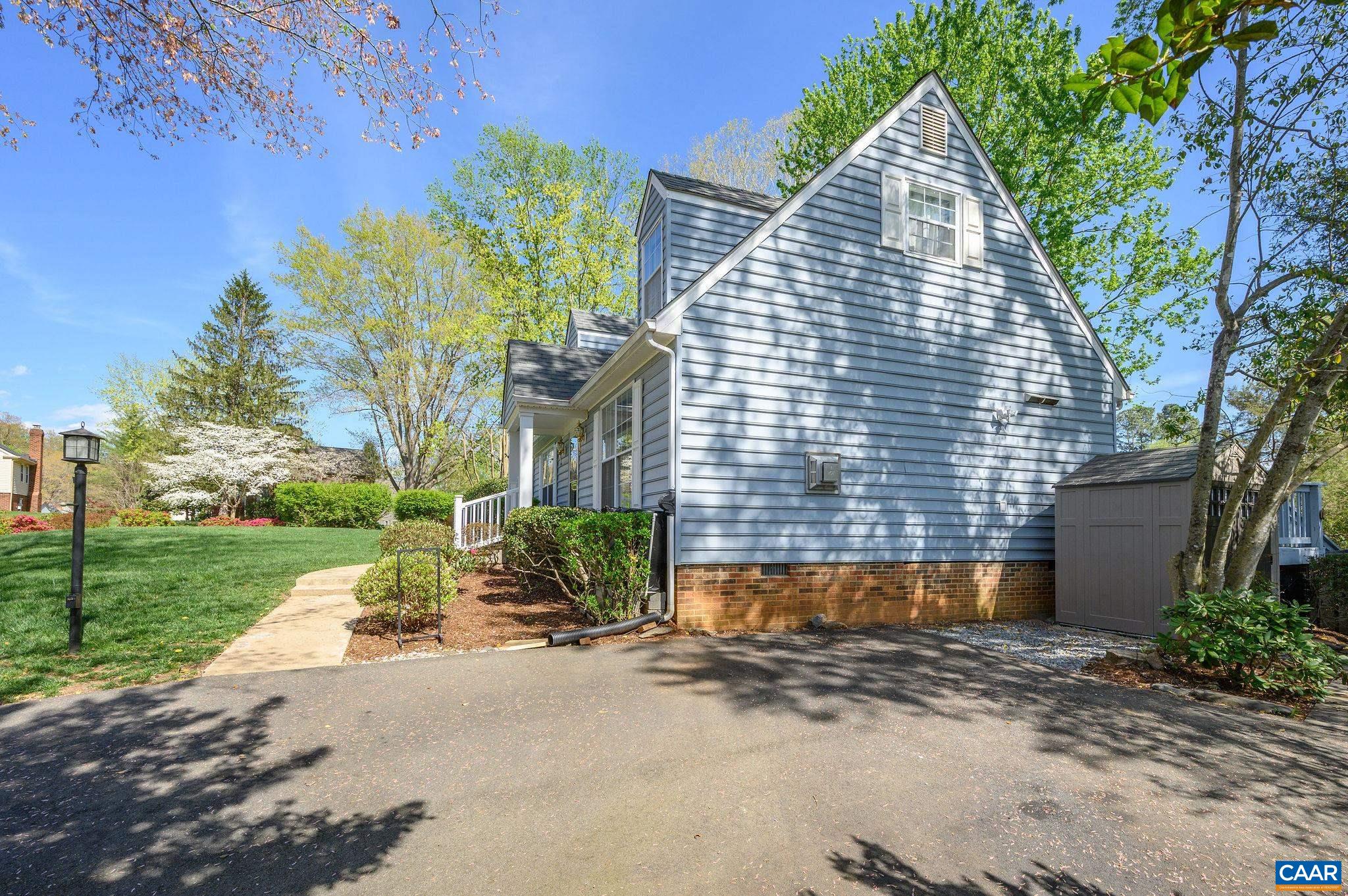 1655 REDWING LN