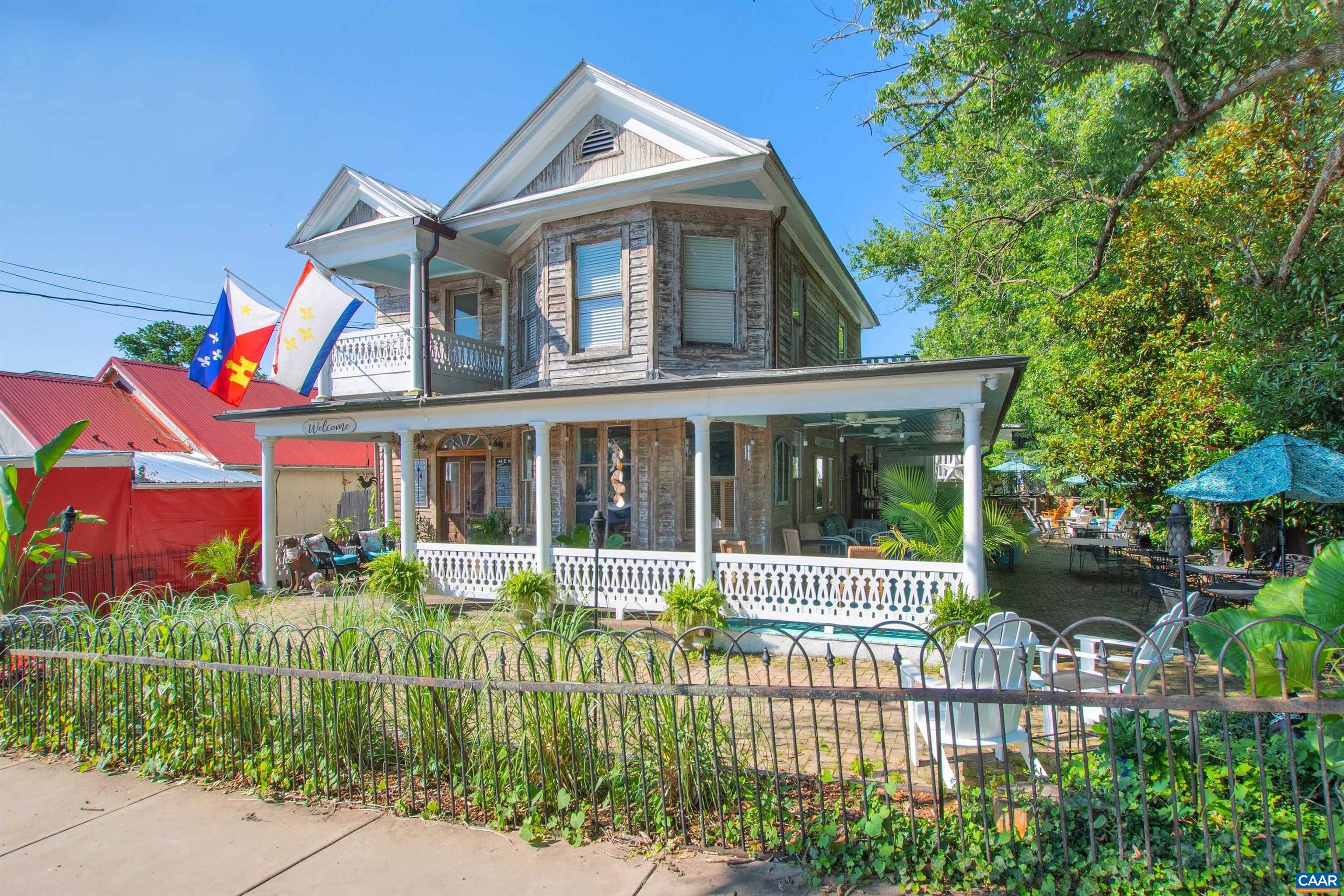 904 ROCKLAND AVE