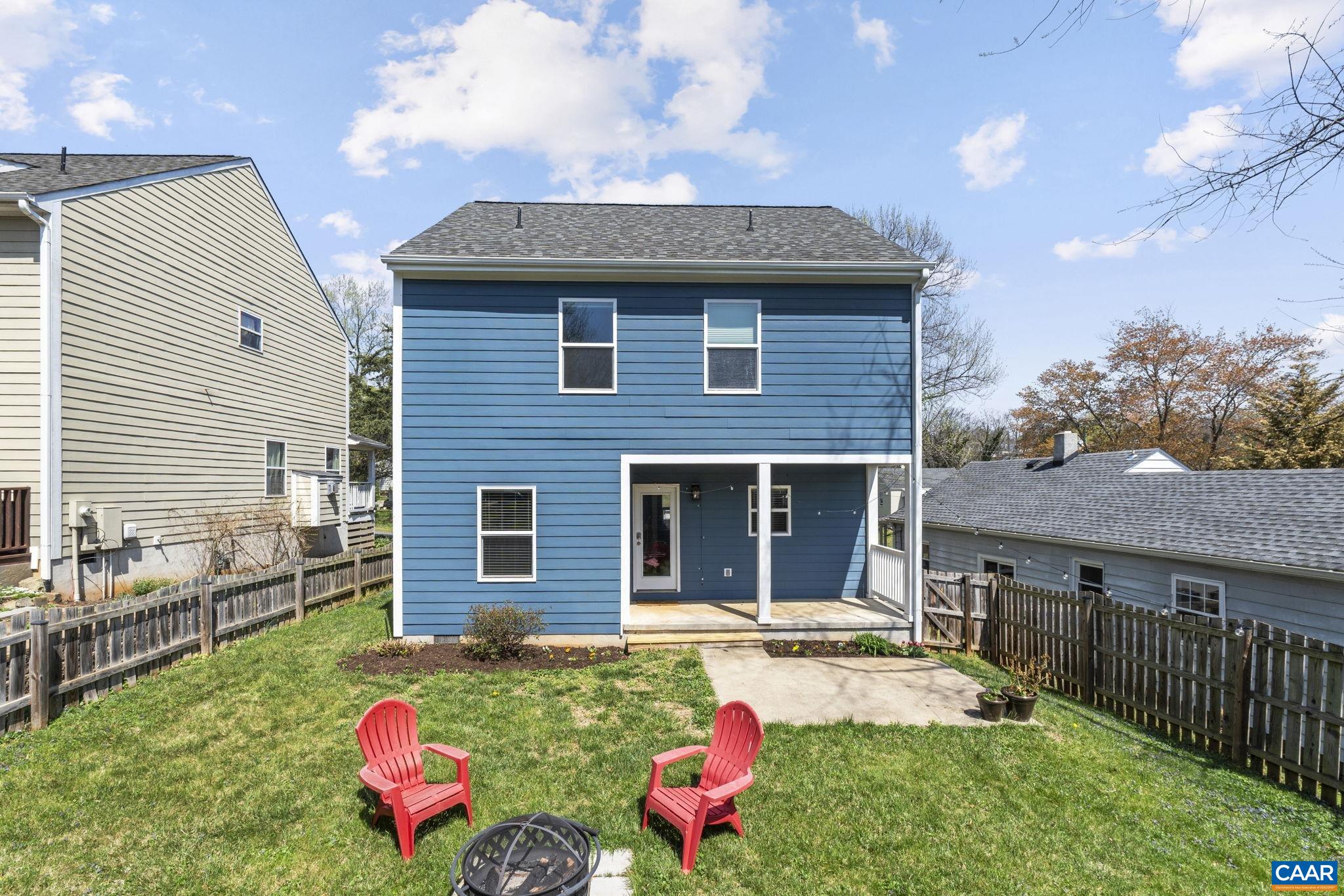 904 ROCKLAND AVE