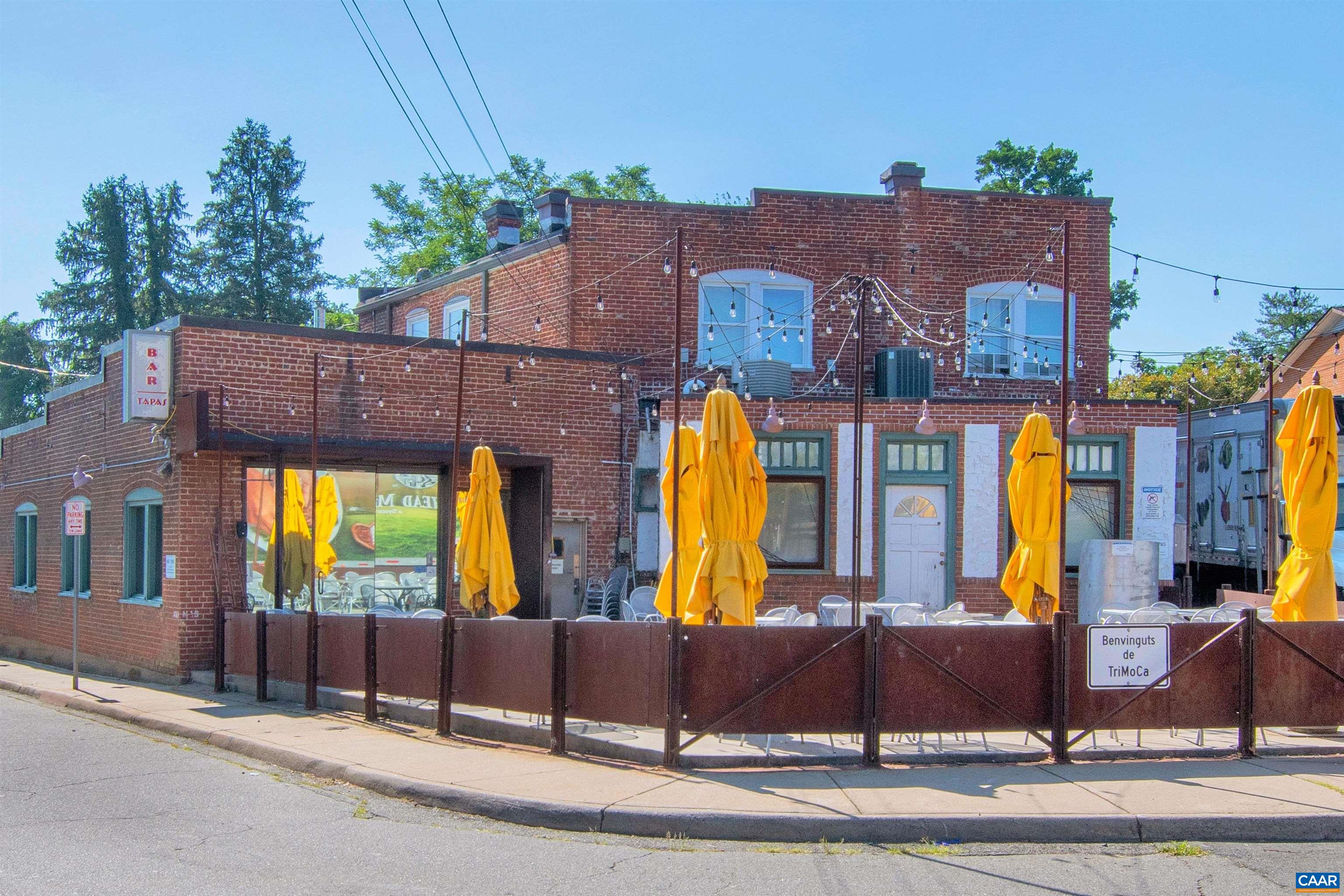 904 ROCKLAND AVE