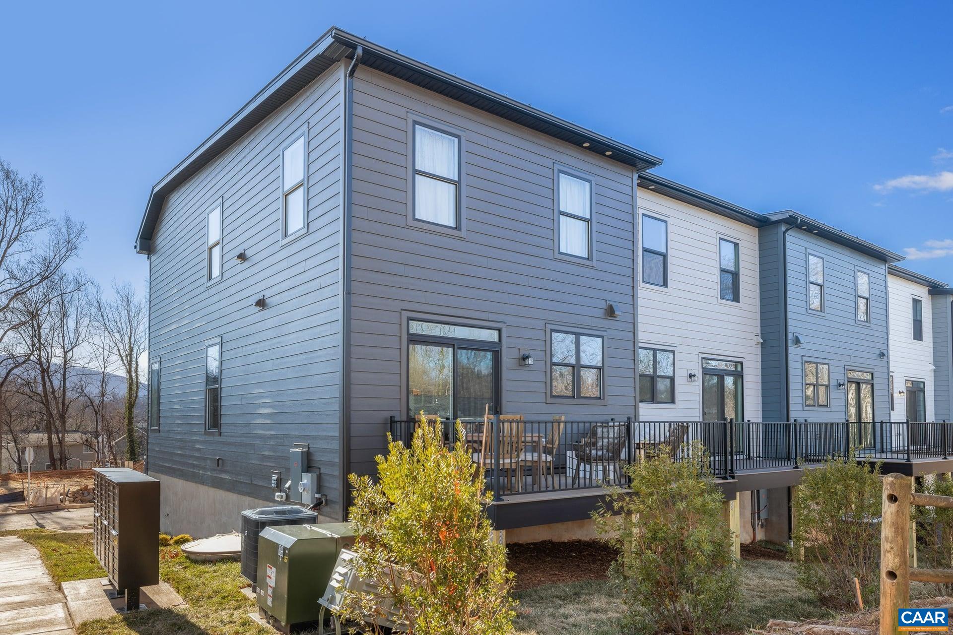 23 KEENE CT
