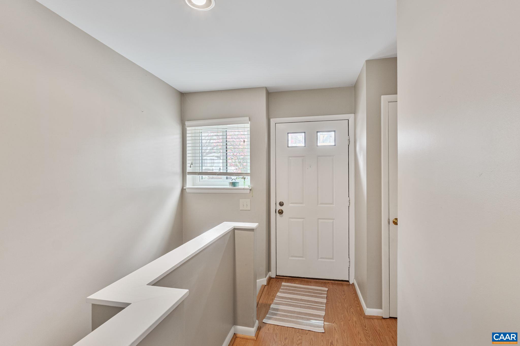 1212 CHATHAM RDG