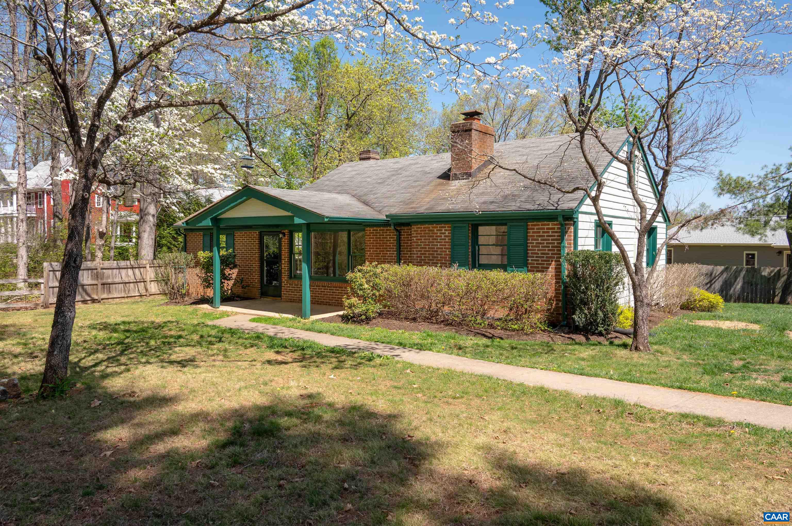 395 BURCHS CREEK RD
