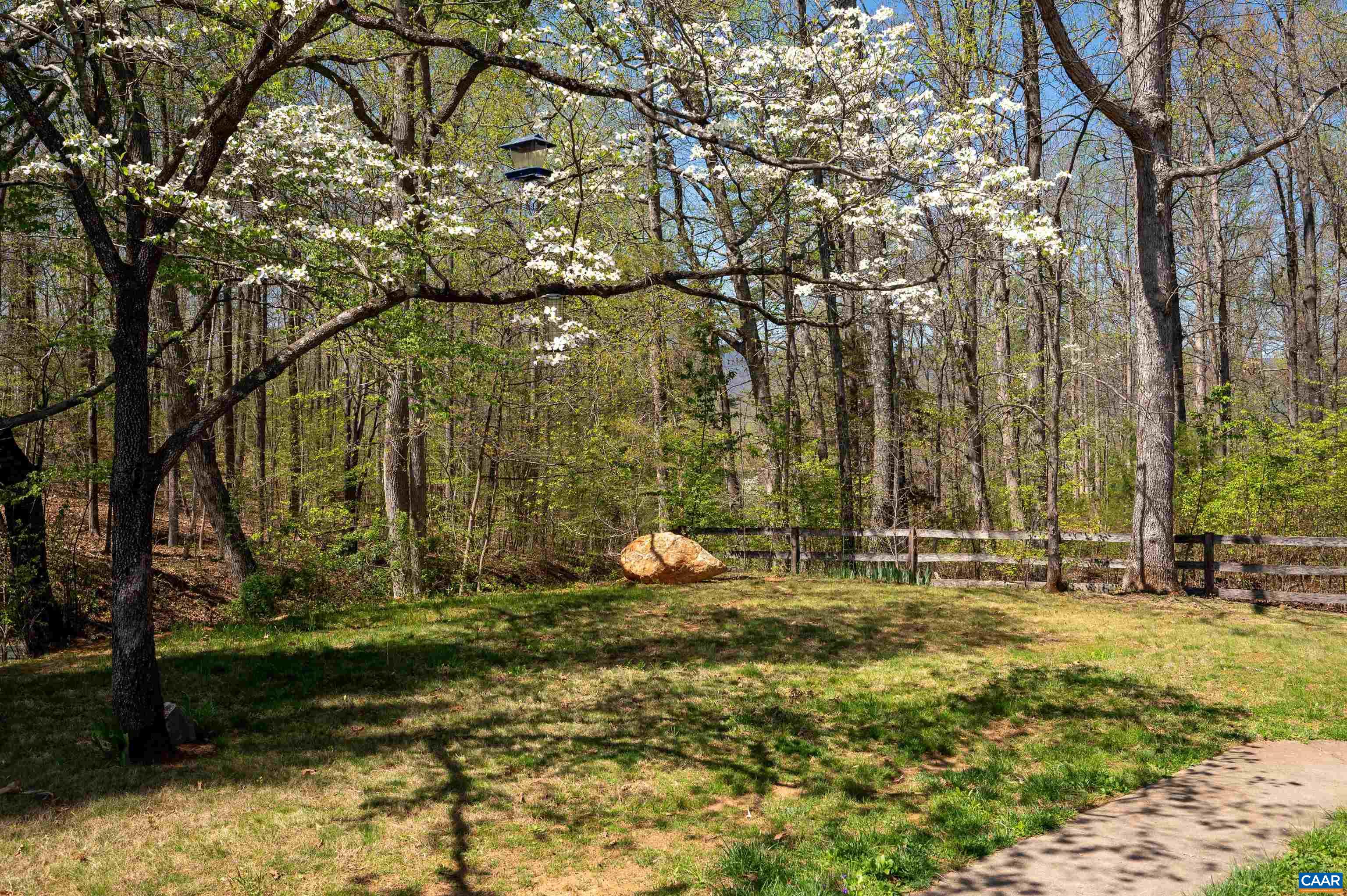 395 BURCHS CREEK RD