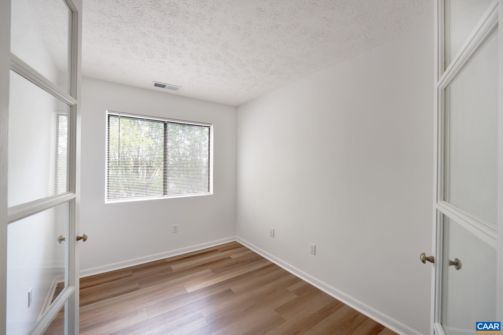 110 TURTLE CREEK RD Unit: 6