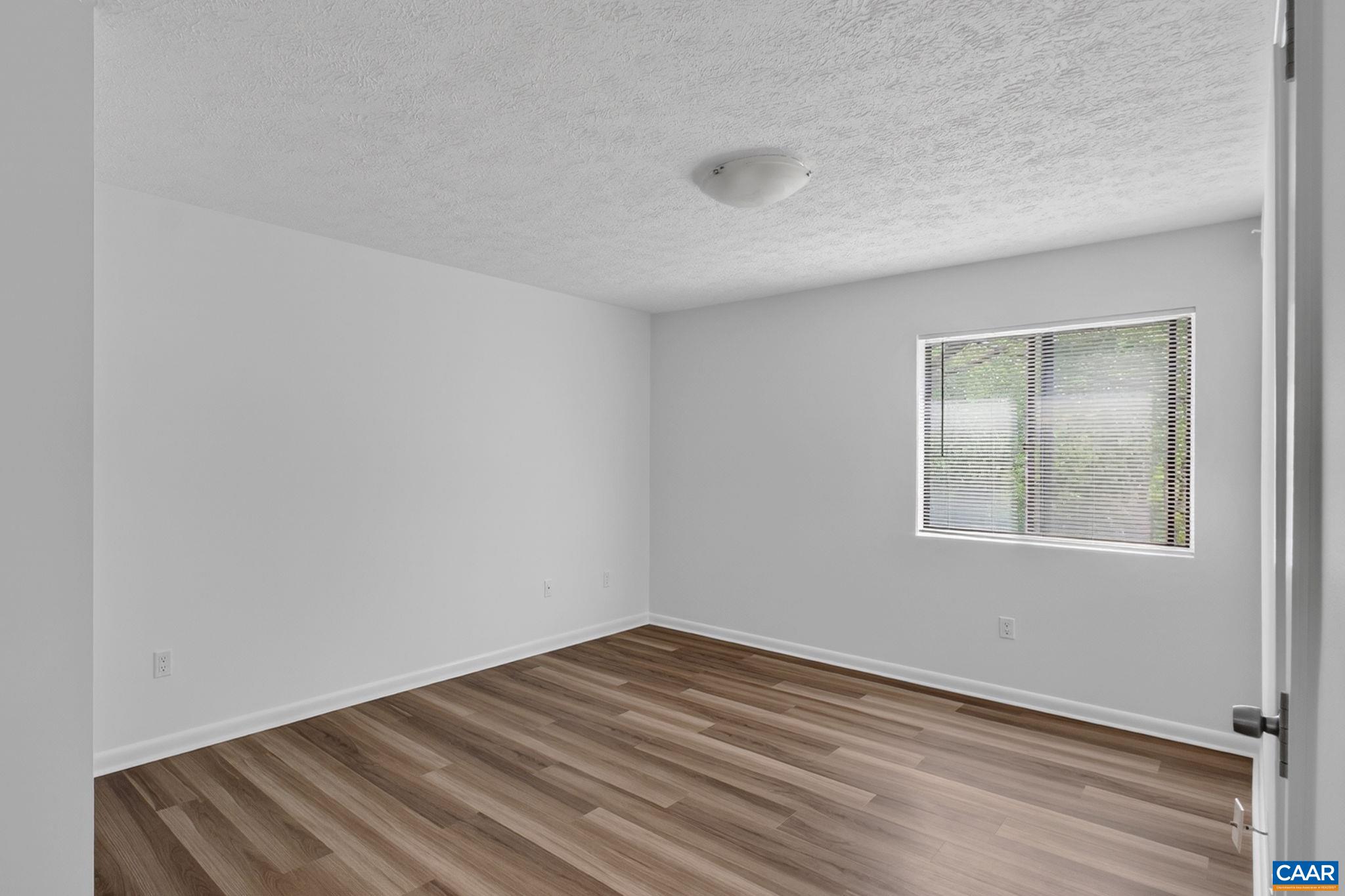 110 TURTLE CREEK RD Unit: 6