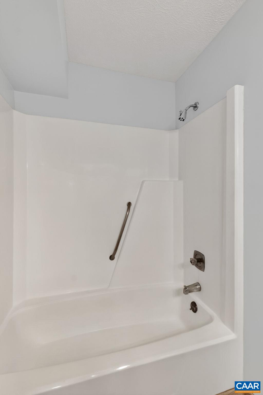 110 TURTLE CREEK RD Unit: 6