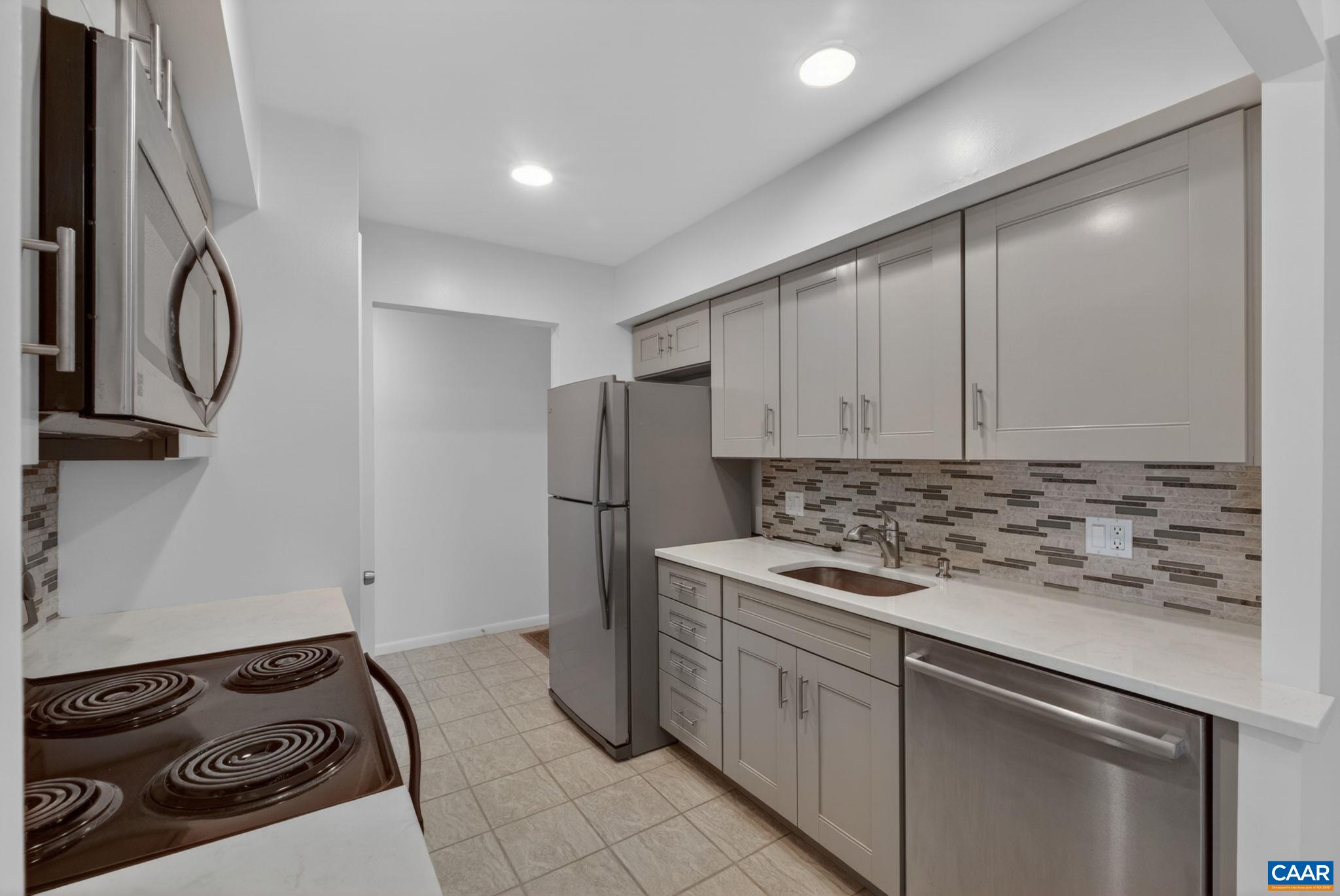 110 TURTLE CREEK RD Unit: 6