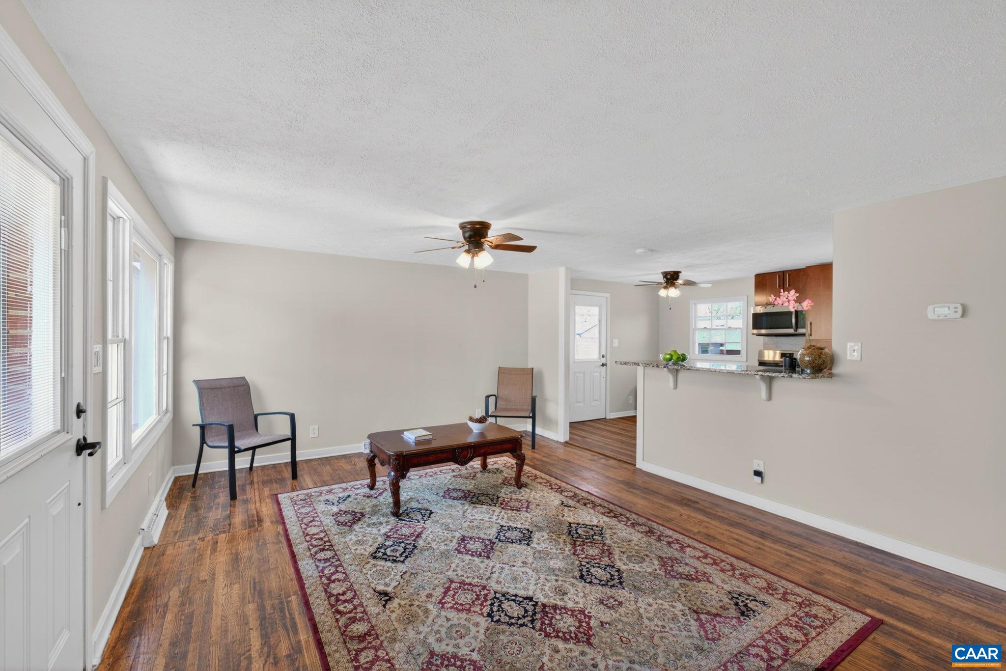 316 CARLTON RD