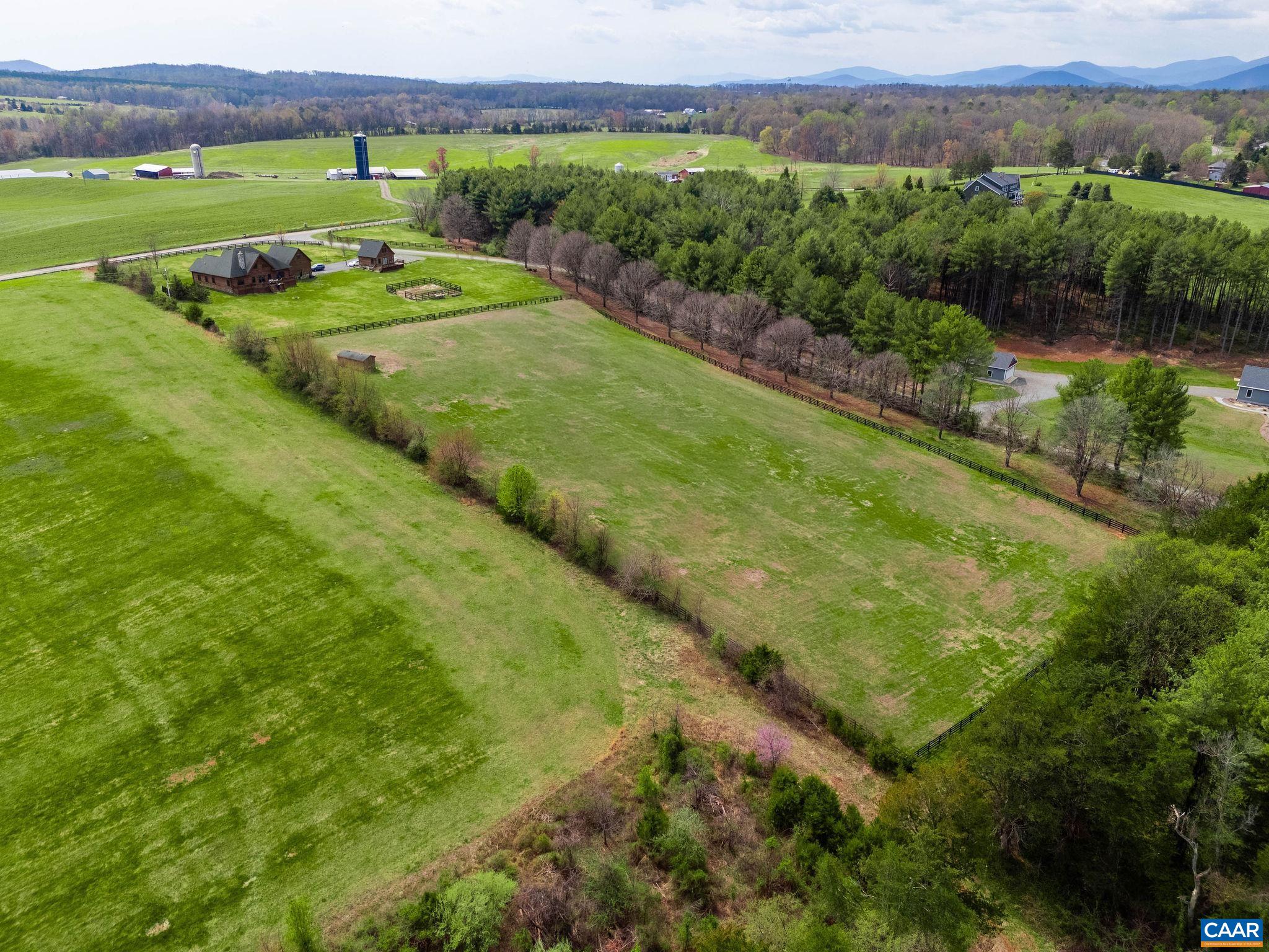 42 RIVER RIDGE LN