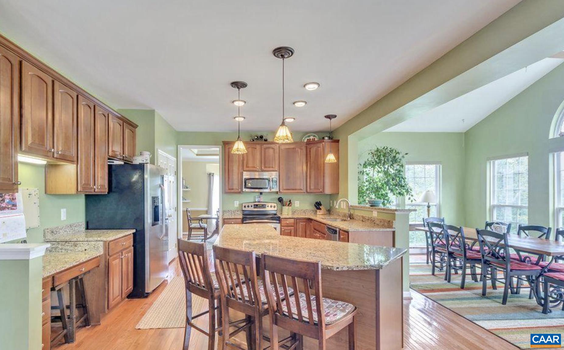 5920 NICOLET CT