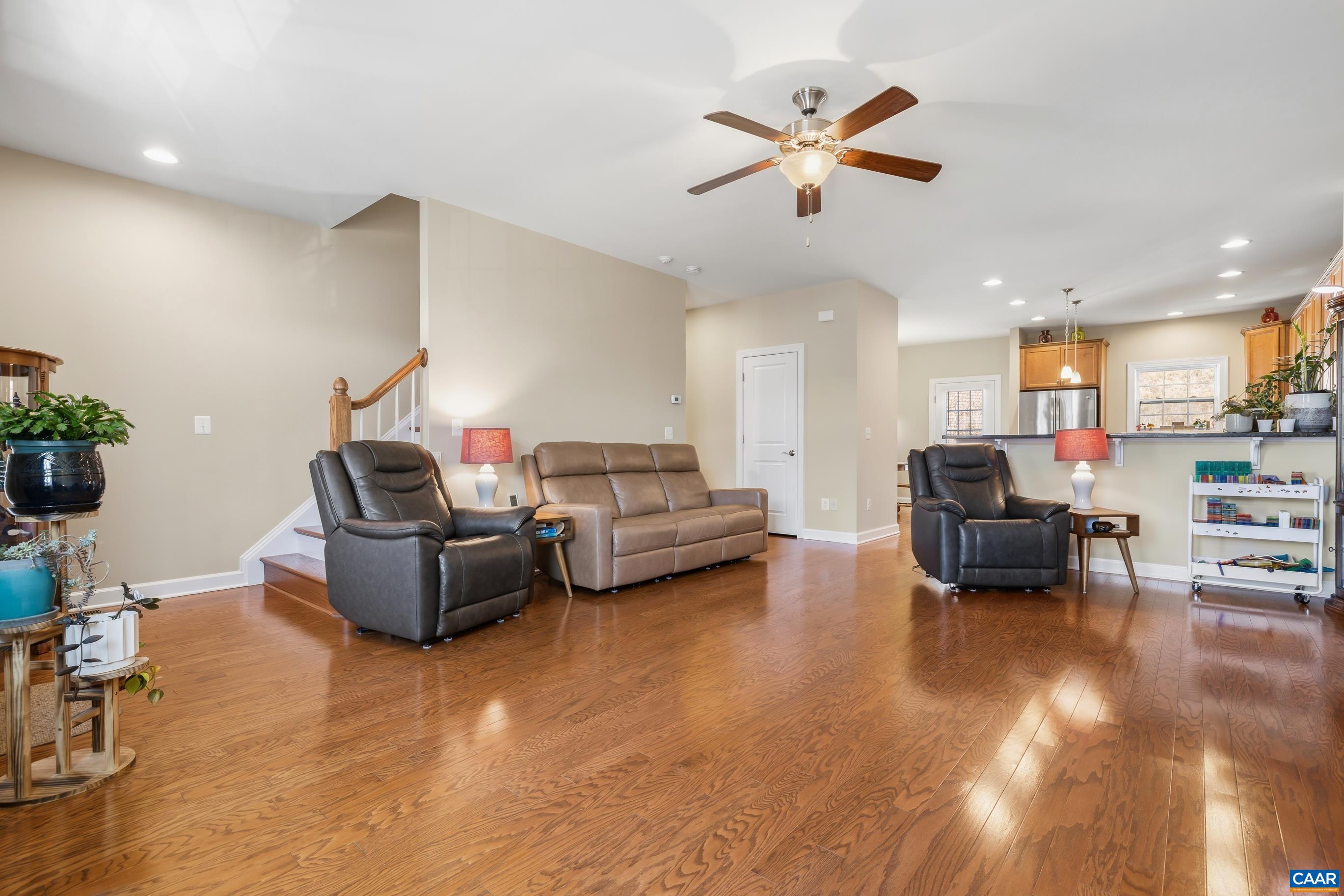 2420 WINTHROP DR