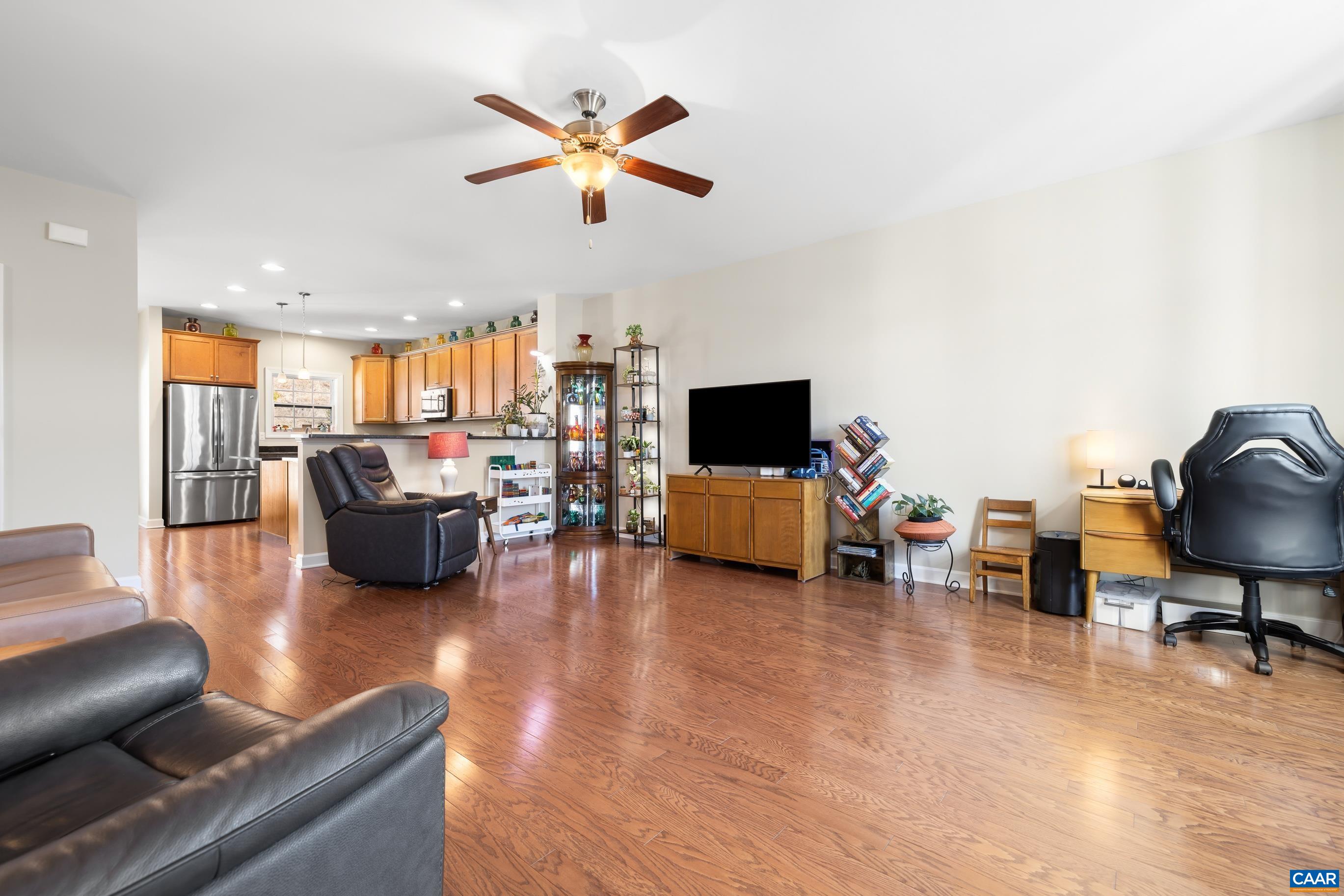 2420 WINTHROP DR