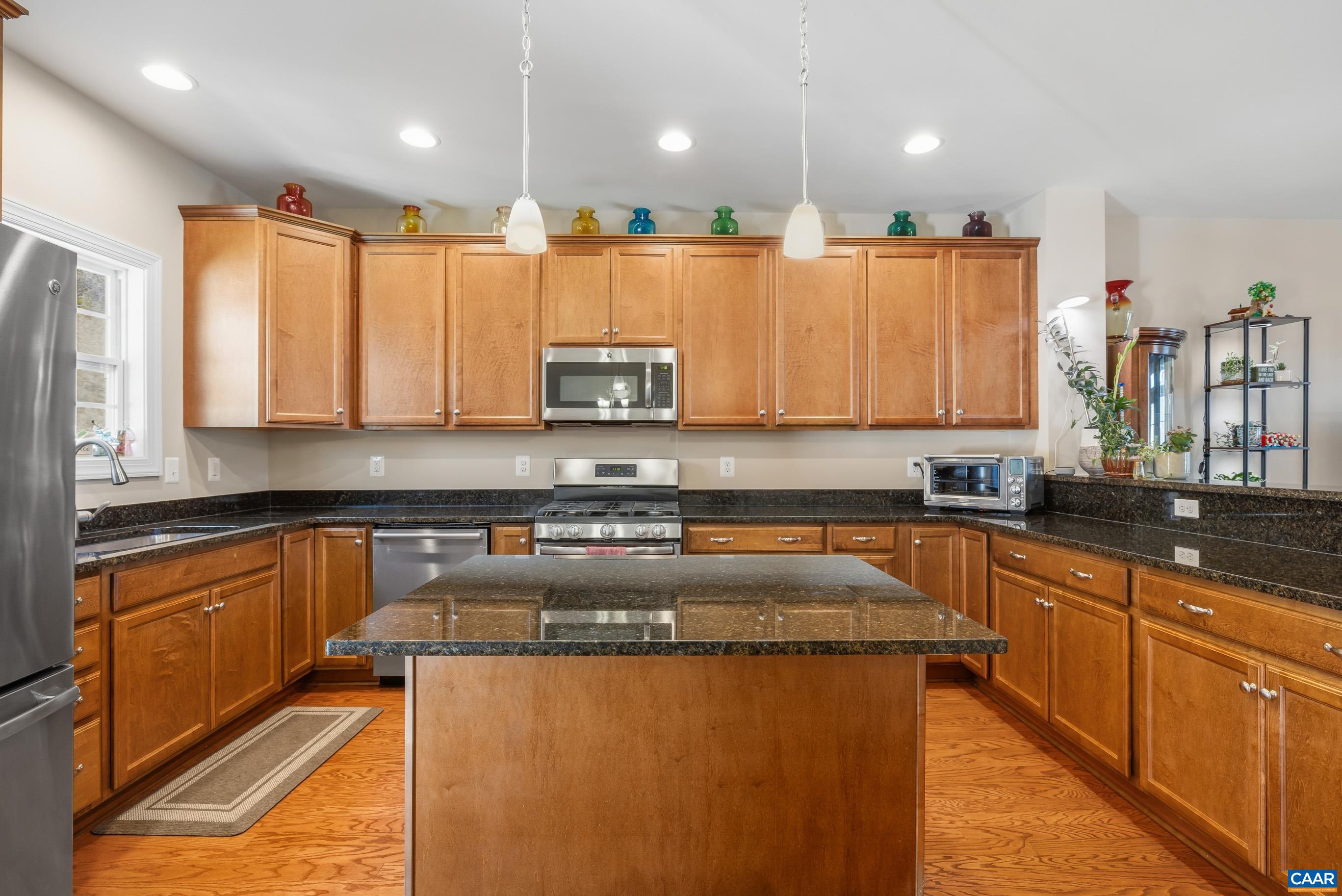 2420 WINTHROP DR