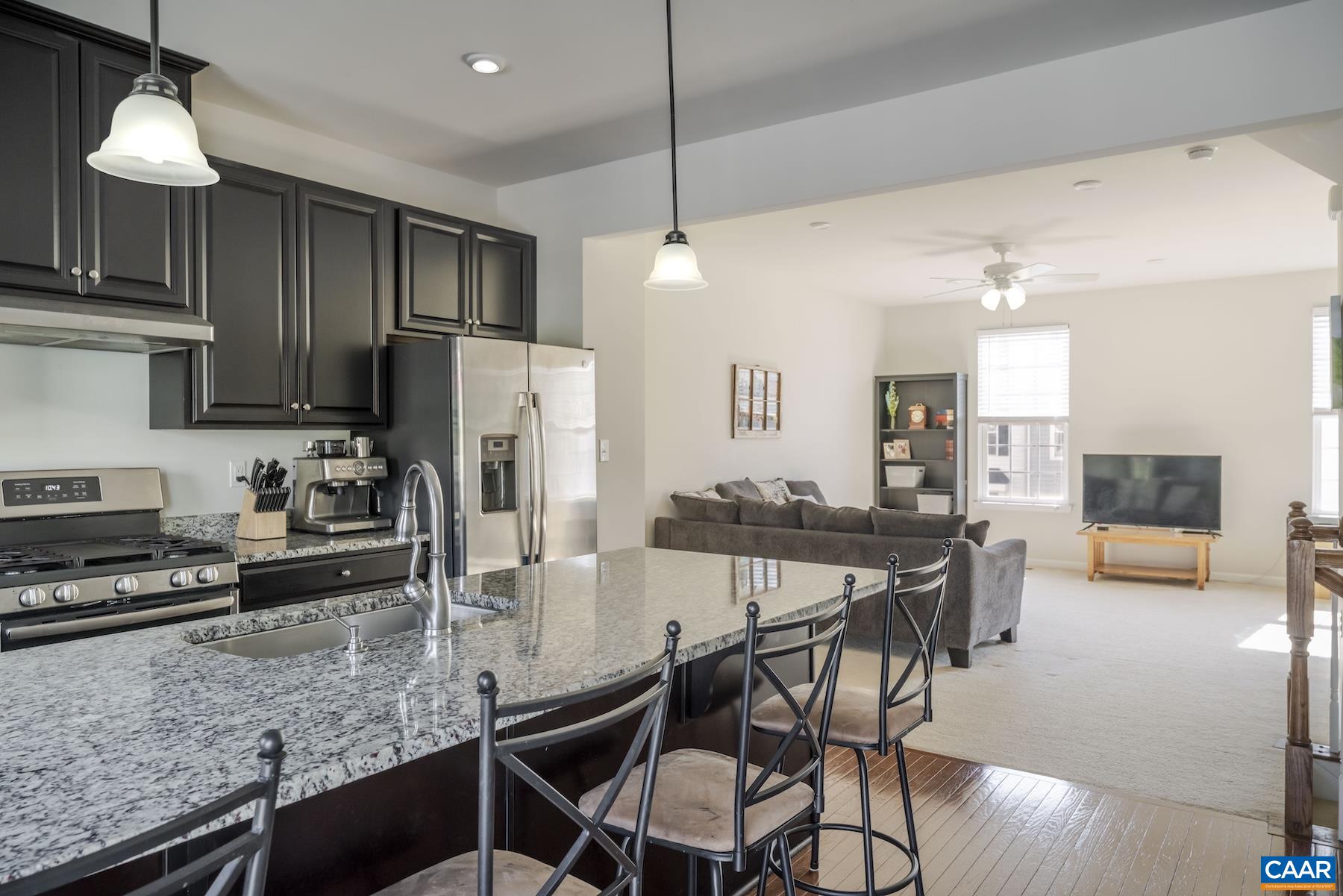 2052 ELM TREE CT