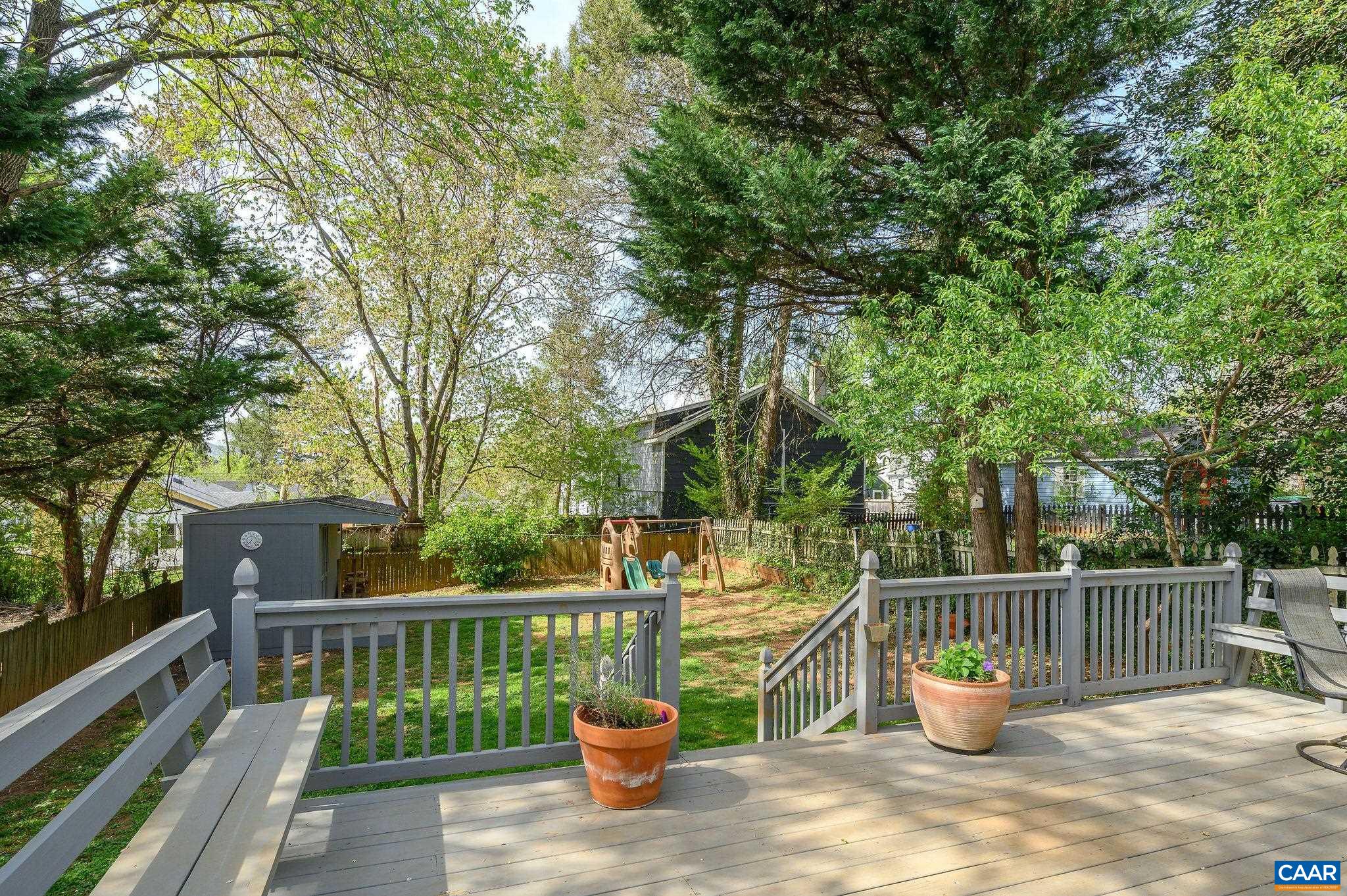 822 MONTICELLO AVE