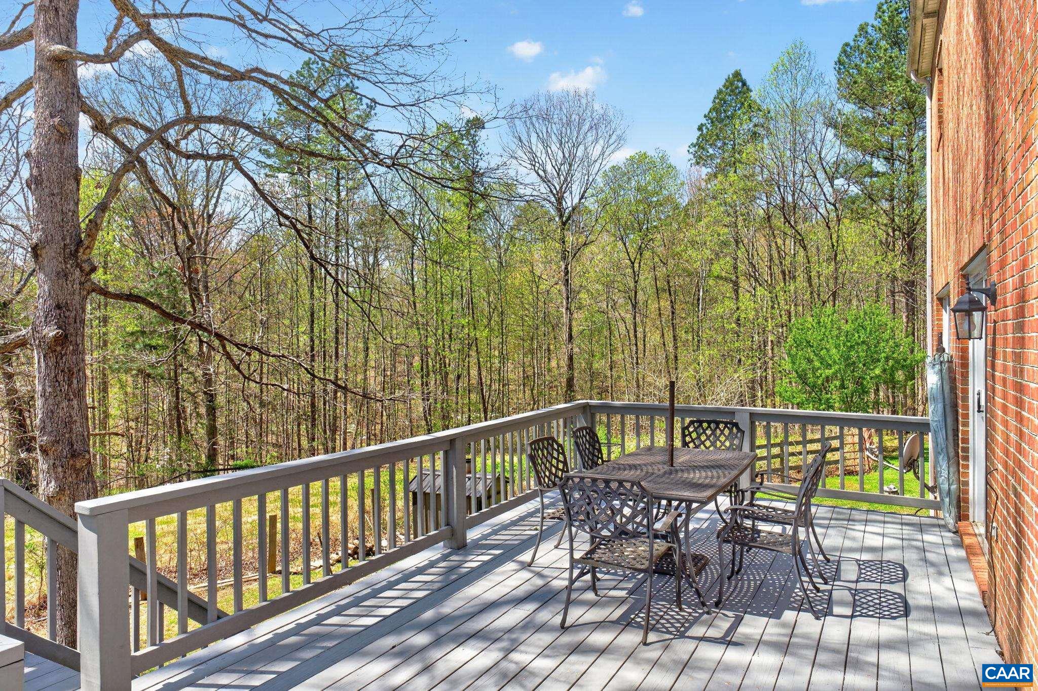 7087 DICK WOODS RD