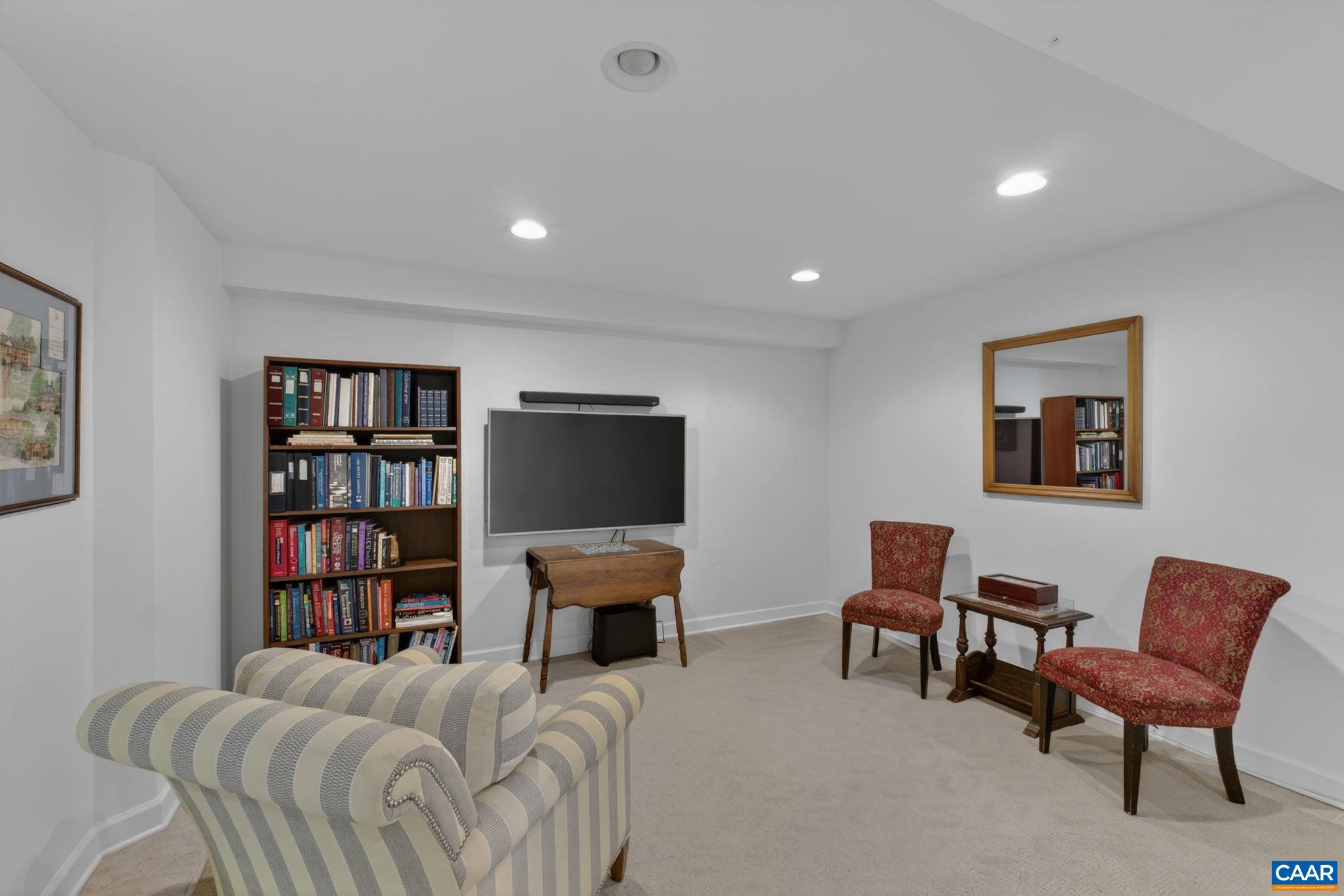 7087 DICK WOODS RD