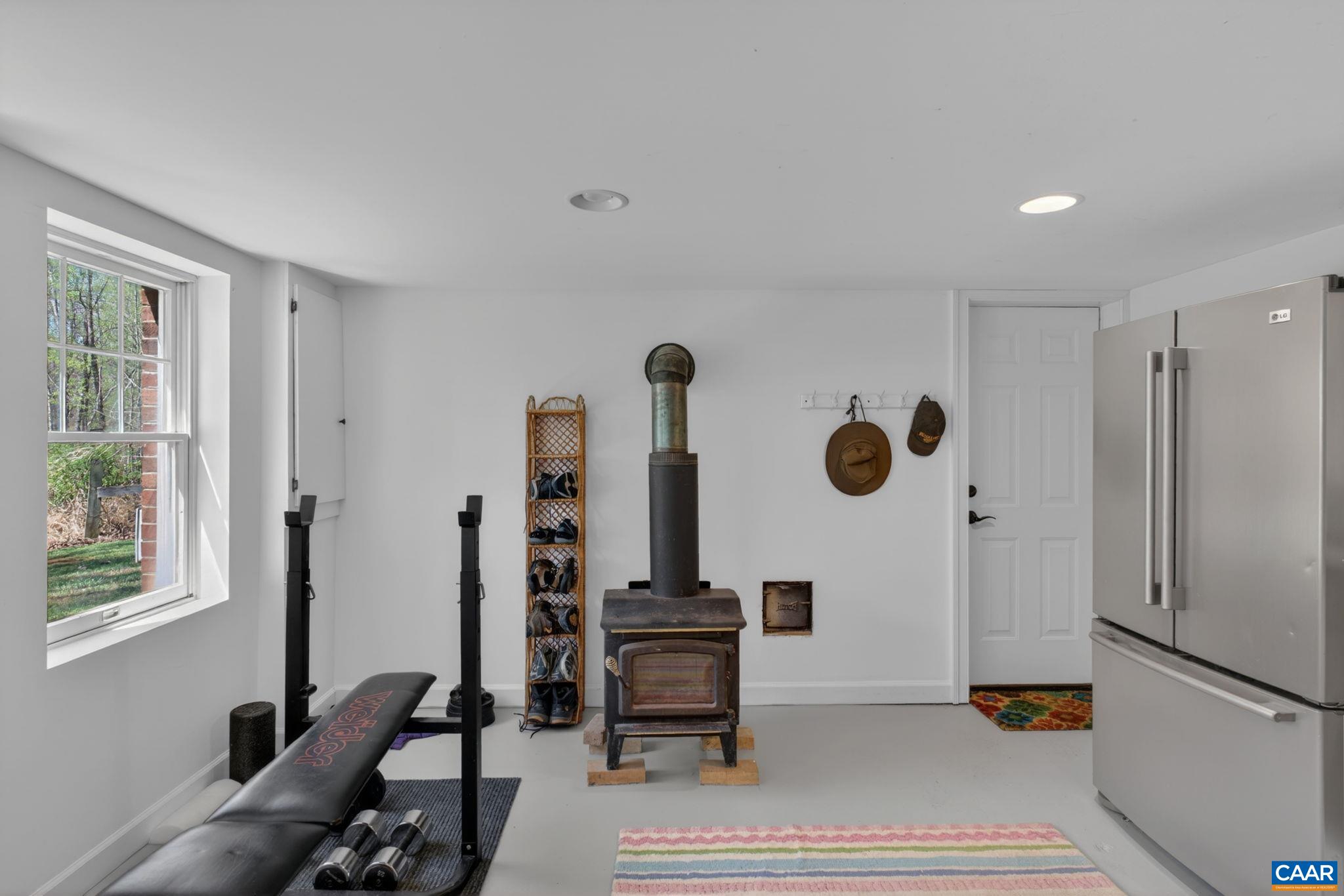 7087 DICK WOODS RD