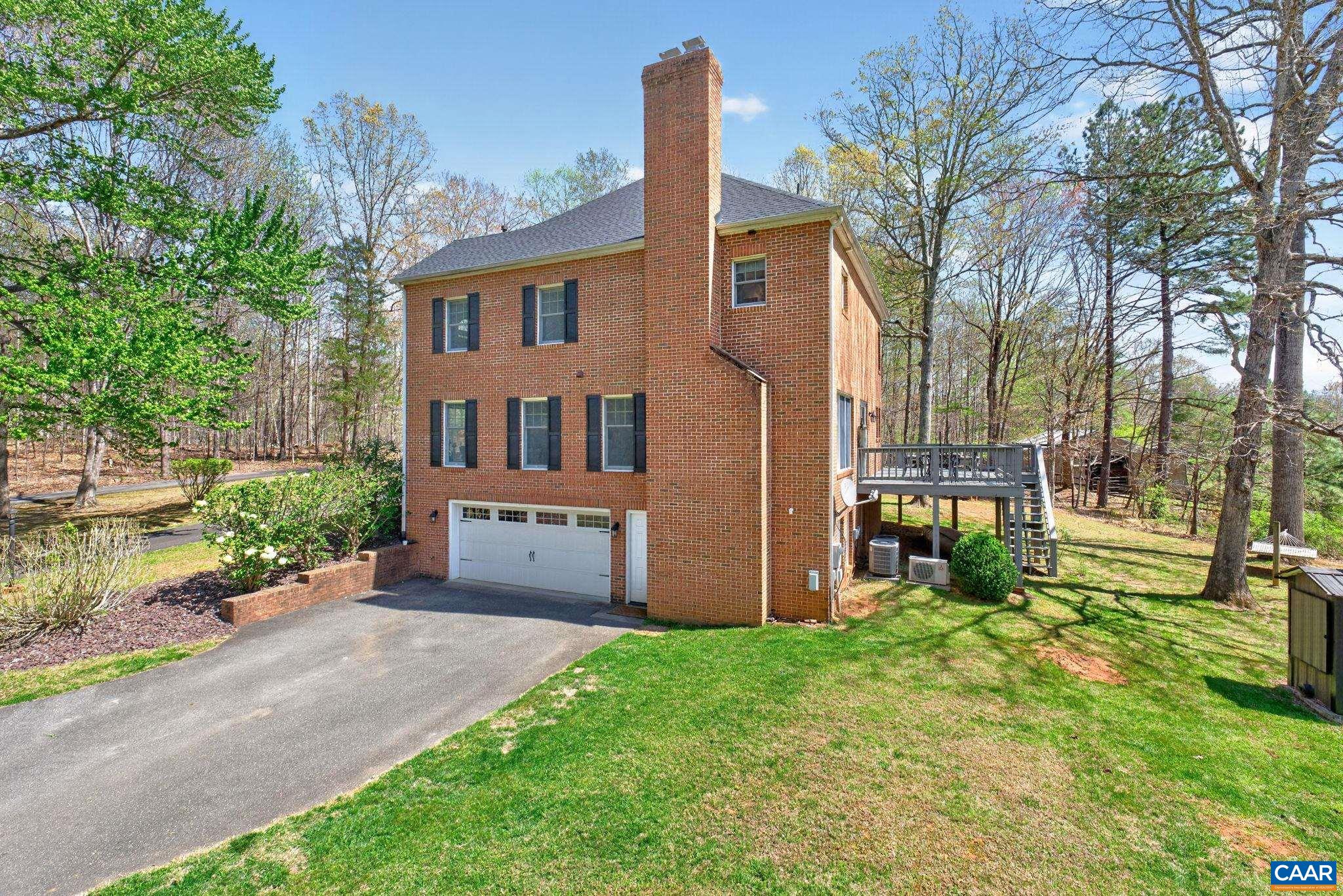 7087 DICK WOODS RD