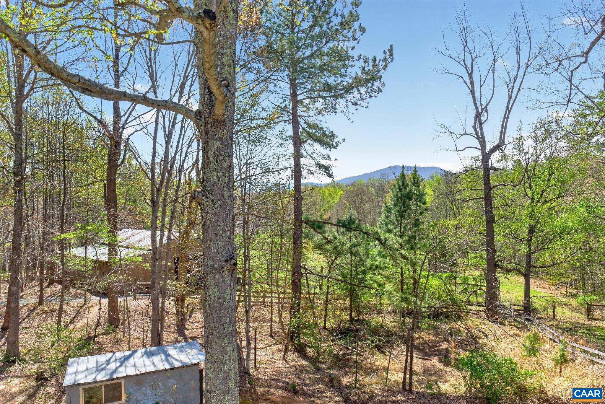 7087 DICK WOODS RD