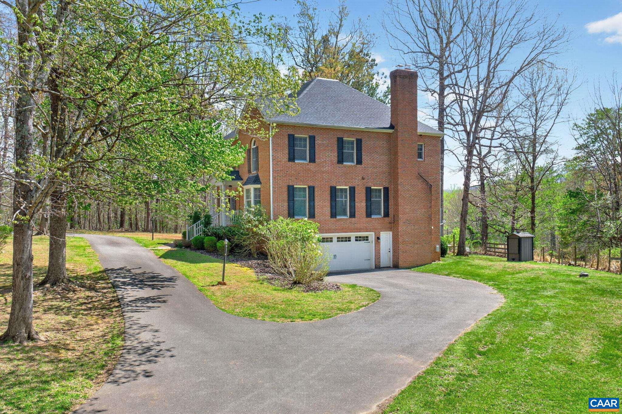 7087 DICK WOODS RD