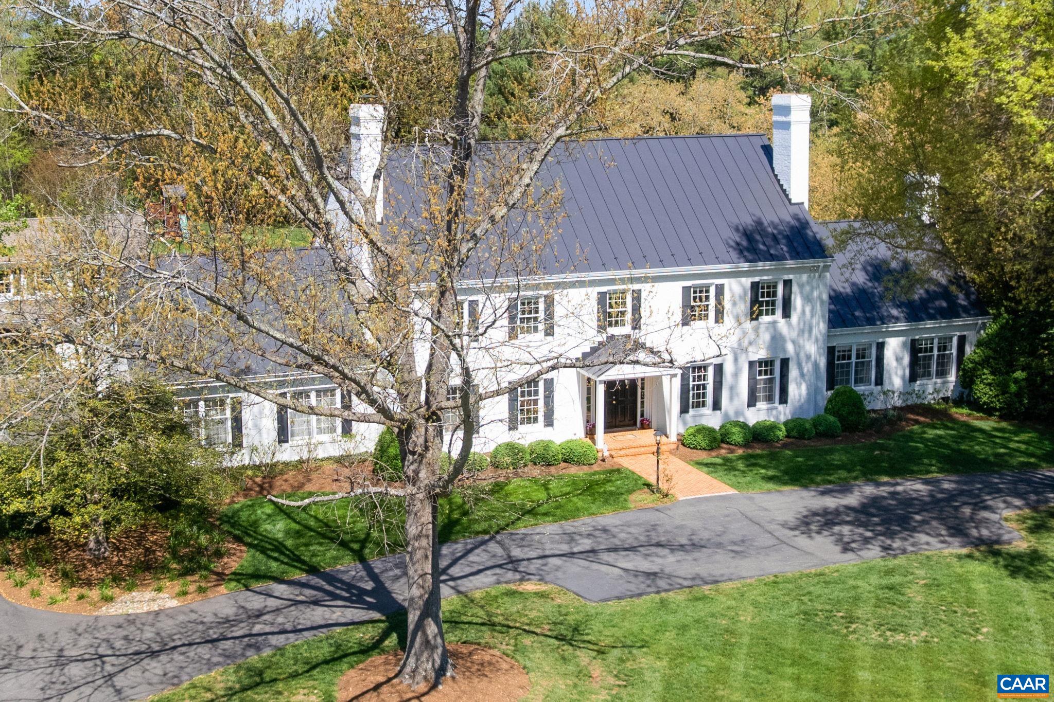 101 CAVALIER DR
