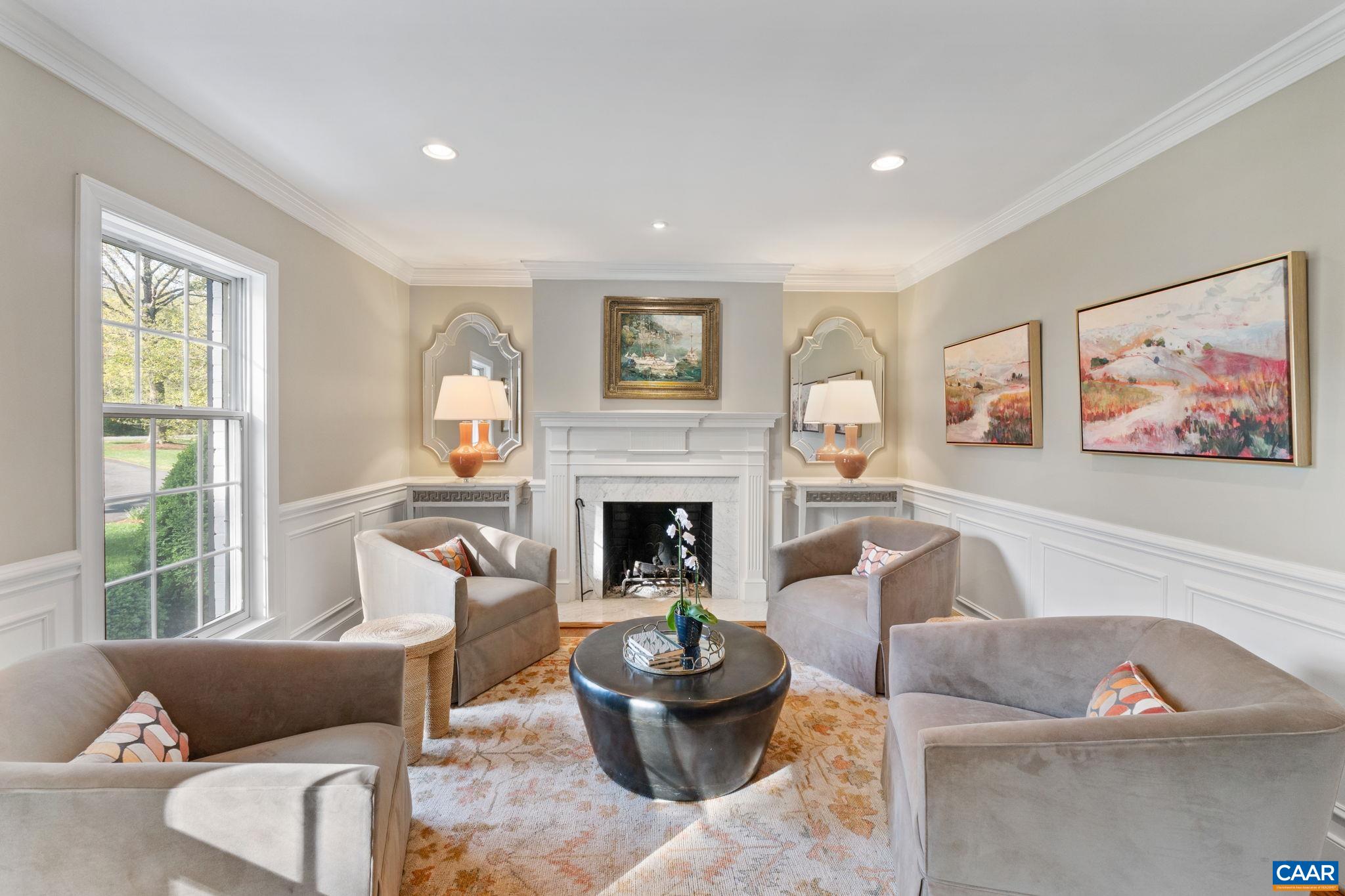 101 CAVALIER DR