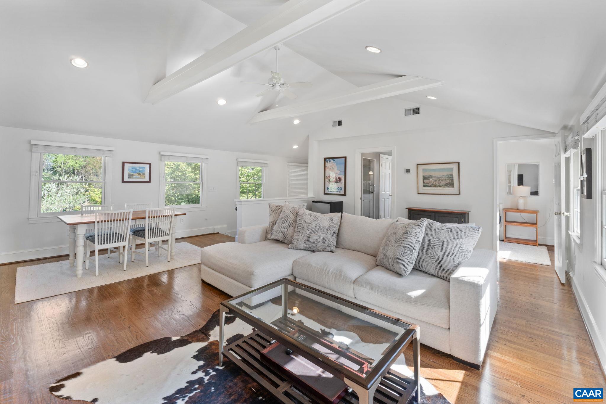 101 CAVALIER DR