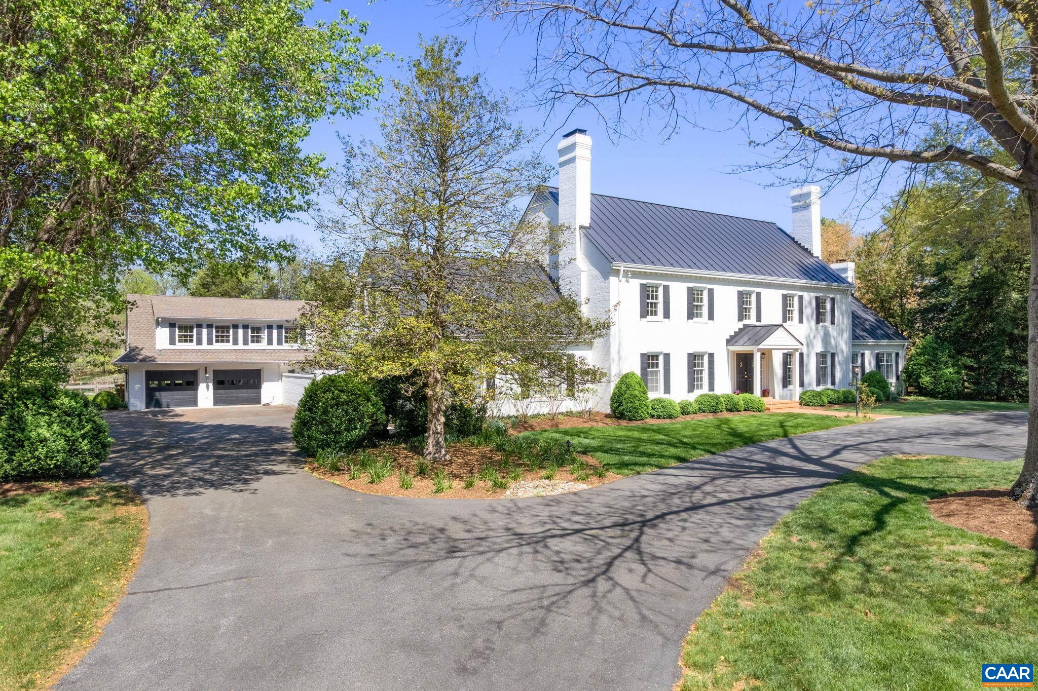 101 CAVALIER DR