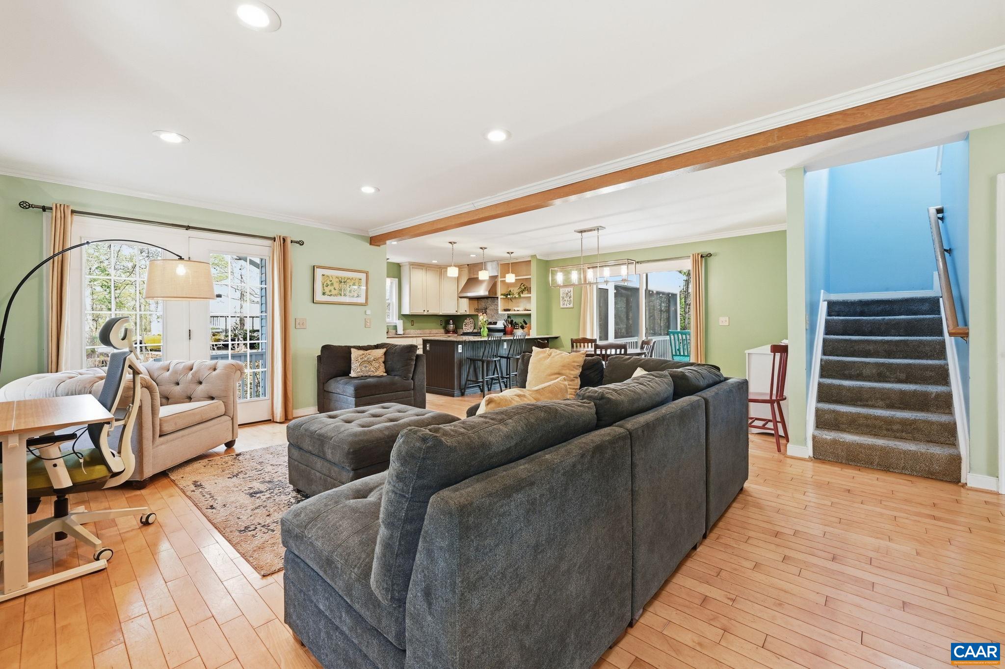 1009 STONEWOOD DR
