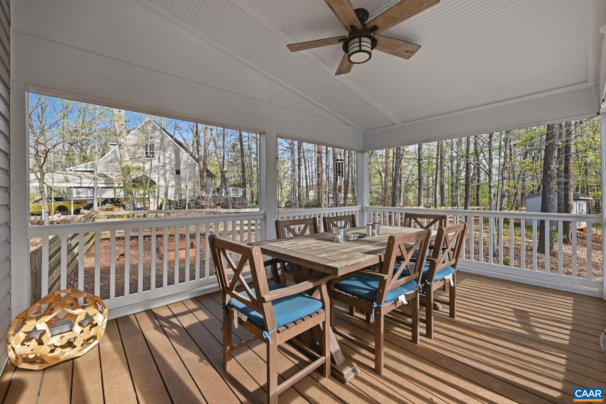1009 STONEWOOD DR