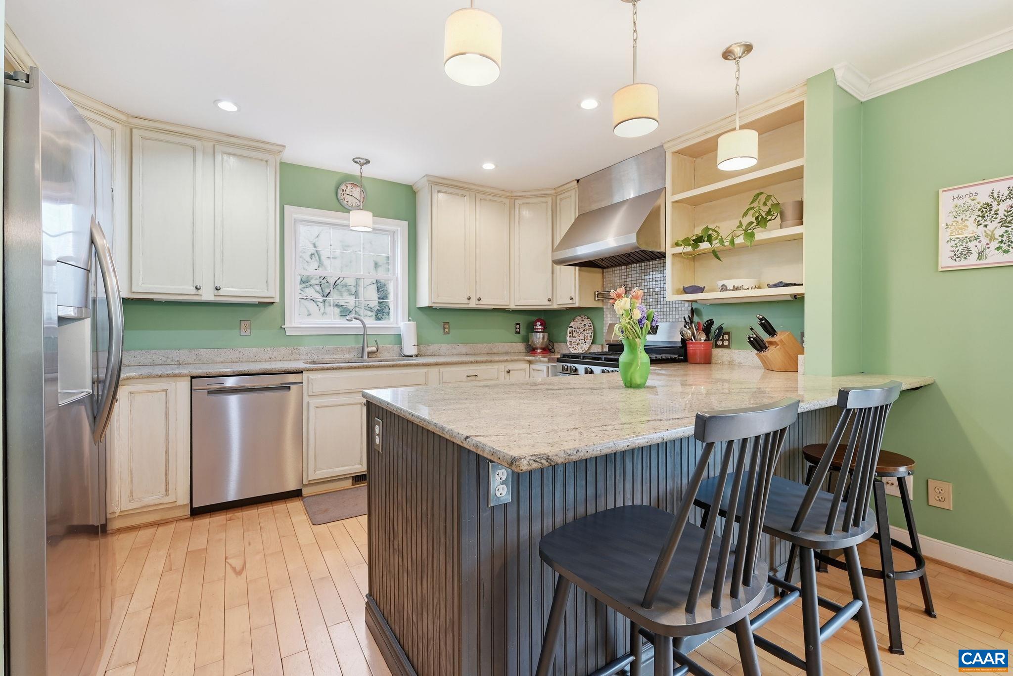 1009 STONEWOOD DR