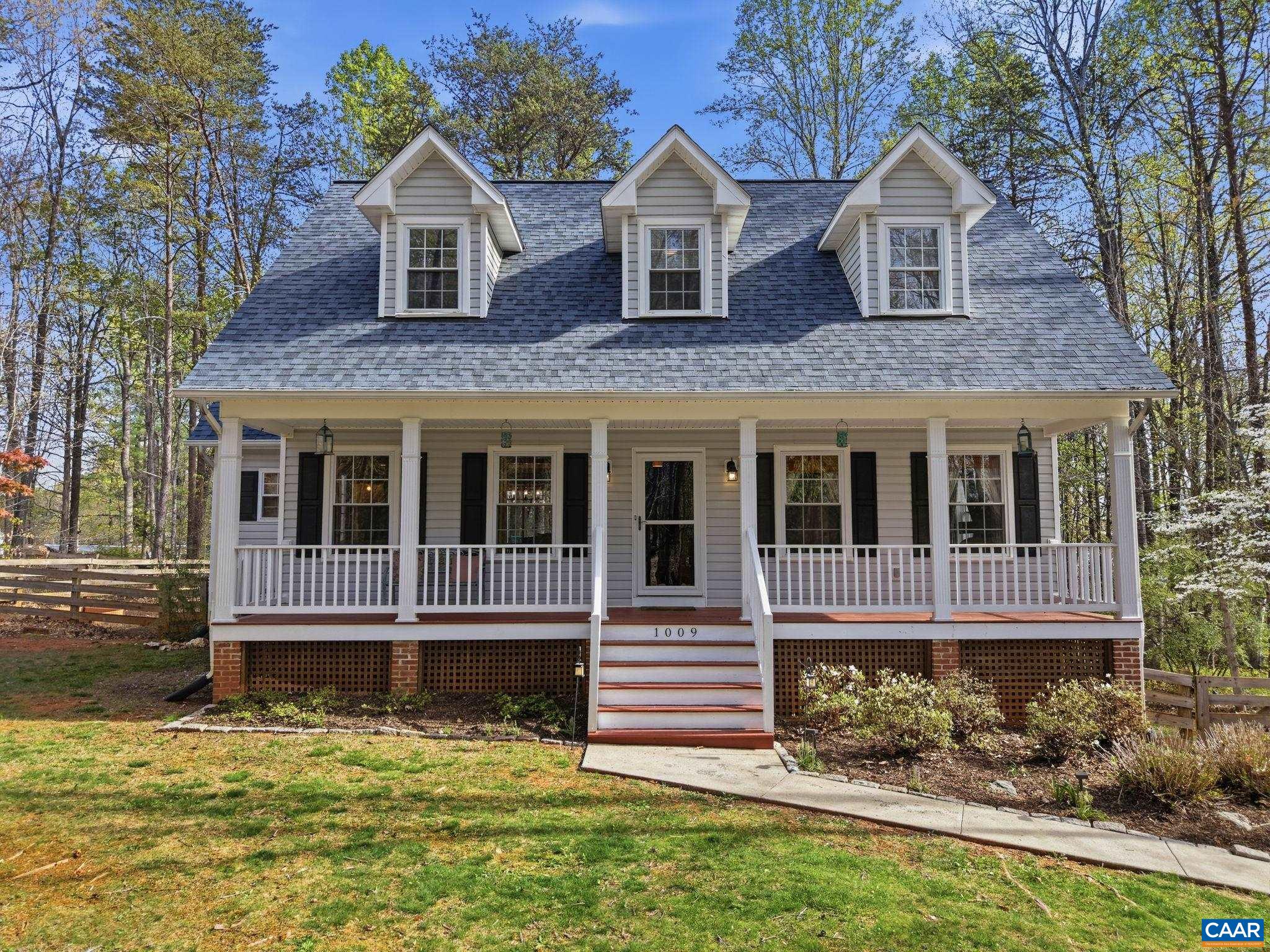 1009 STONEWOOD DR