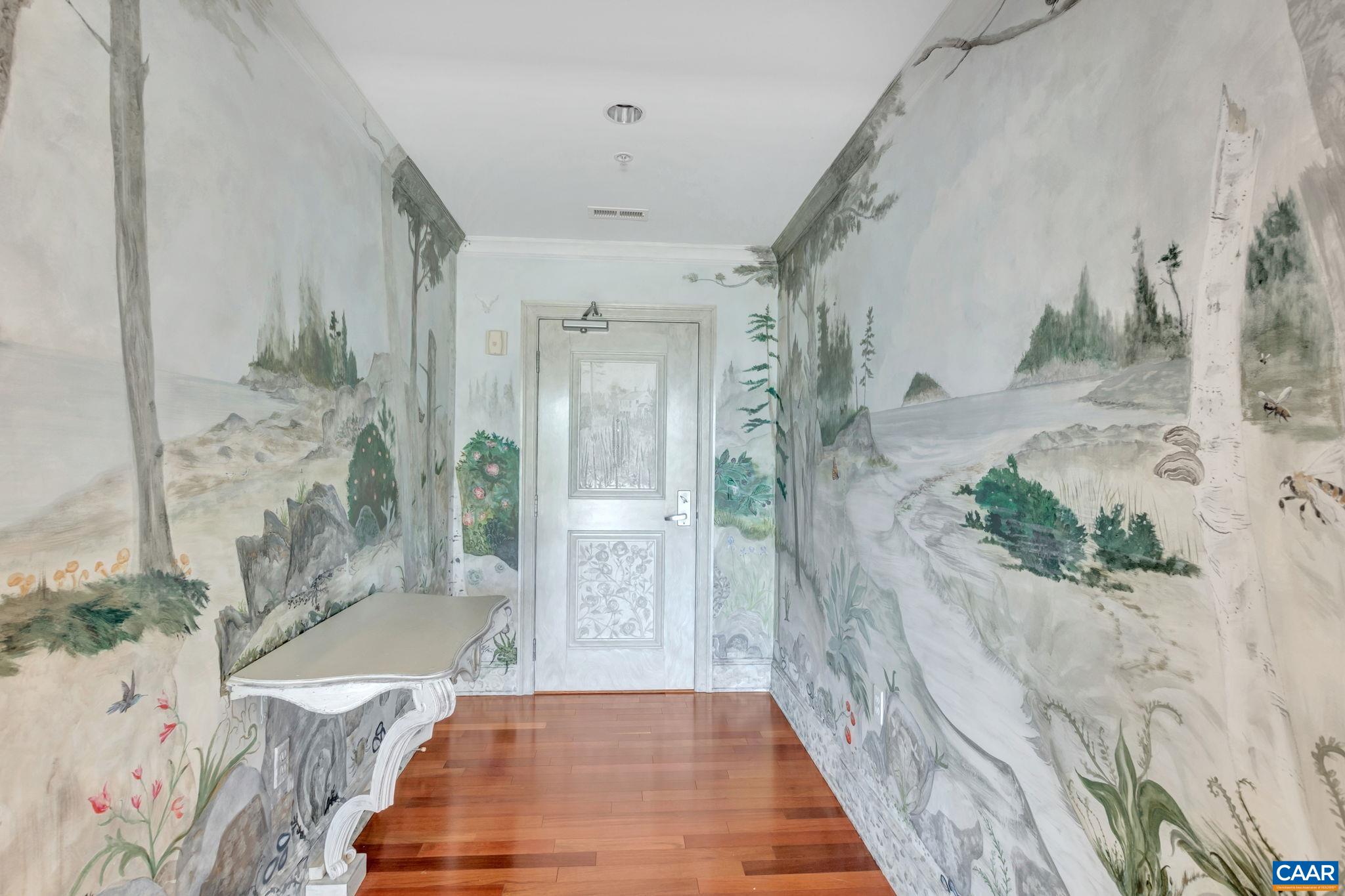 210 NE 10TH ST Unit: 103